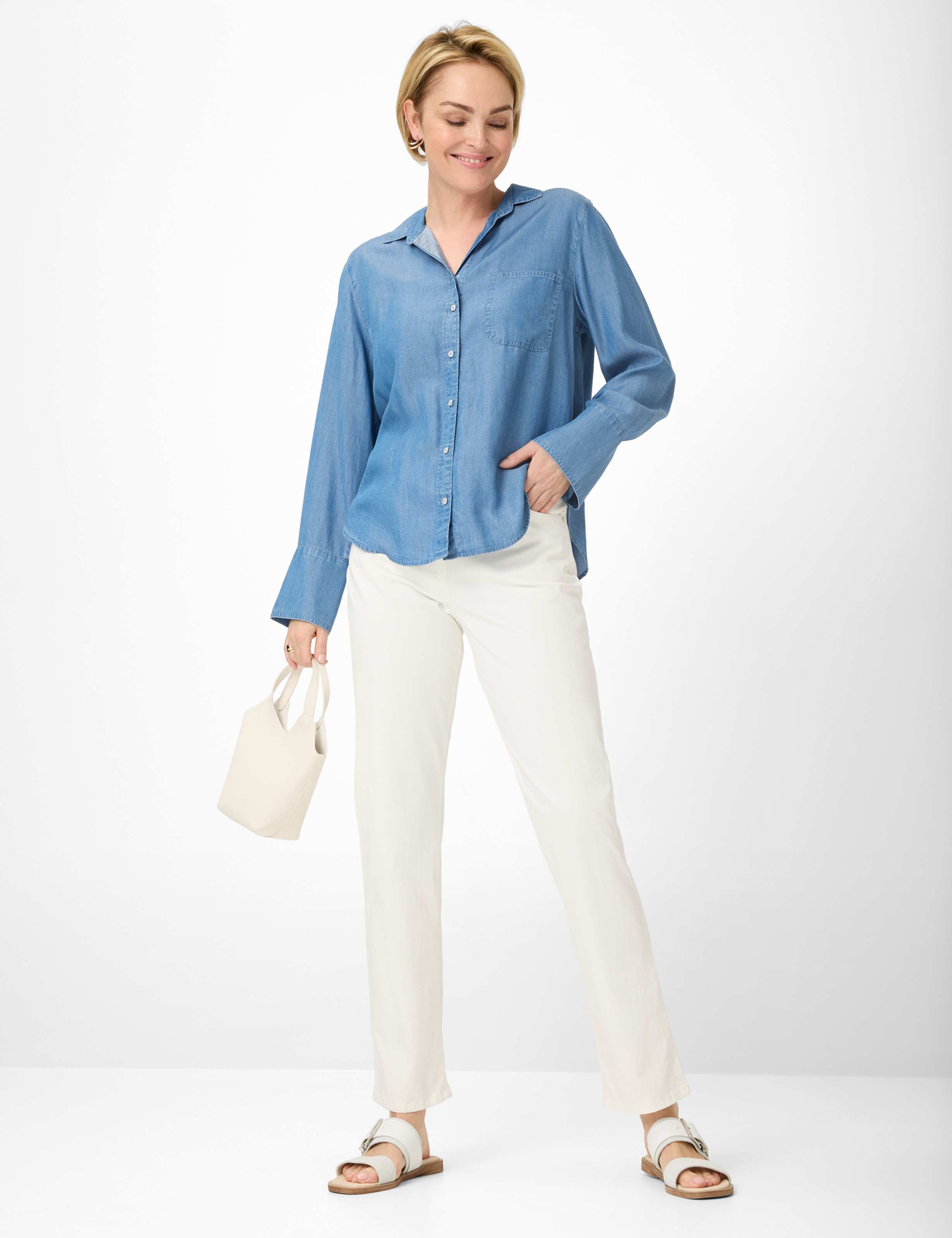 Damen Style CORRY Cremeweiß Comfort Plus Fit Model Outfit