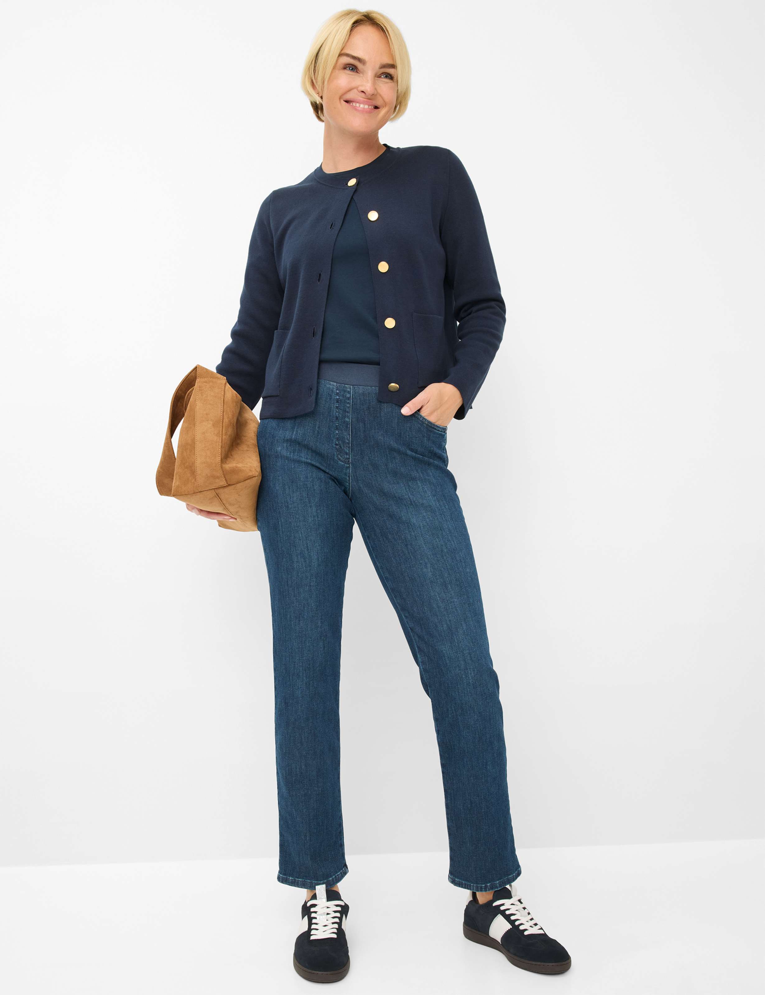 Damen Style CARINA Denim Blau Comfort Plus Fit Model Outfit