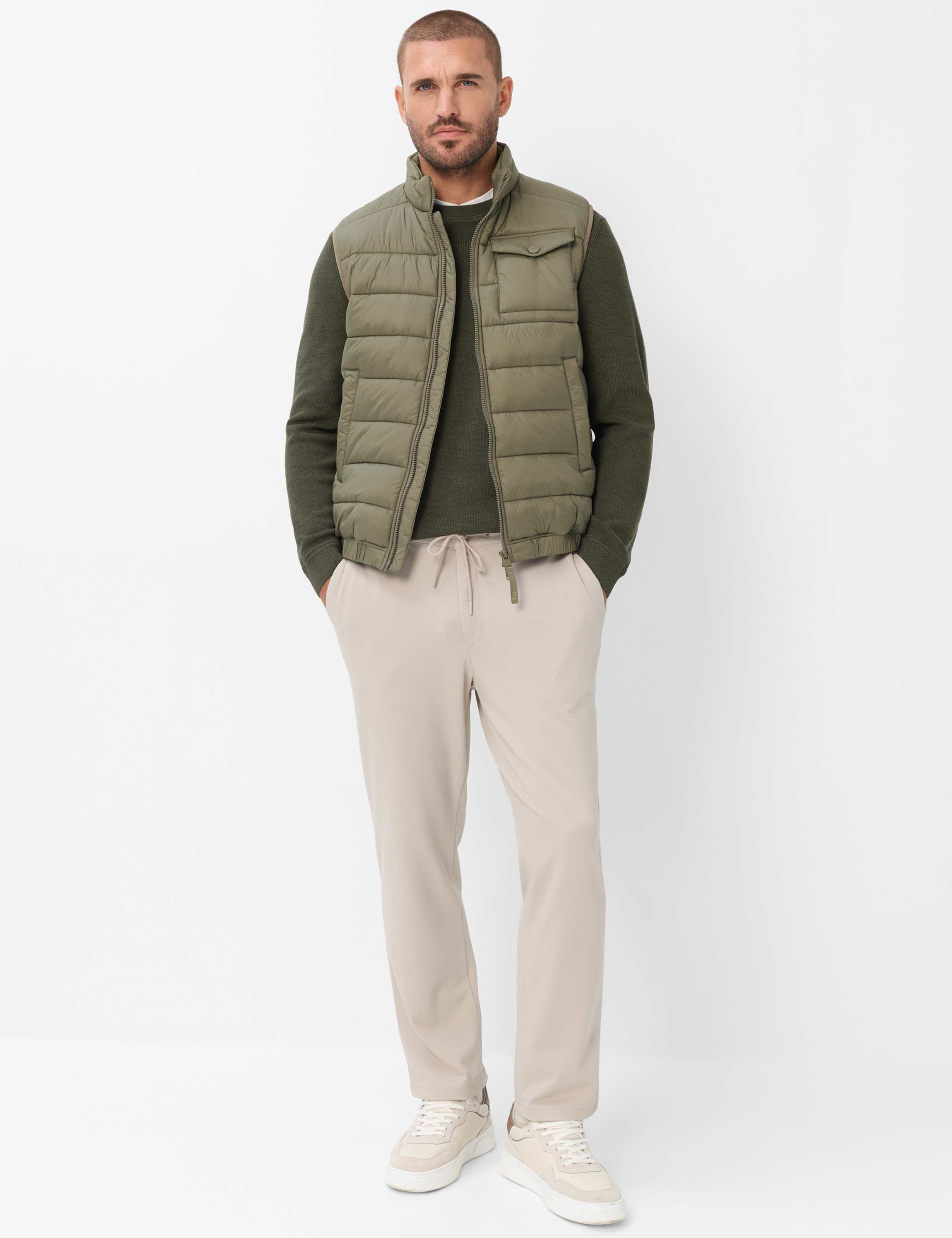 Homme Style PERCY Beige Relaxed Fit Tenue du mannequin