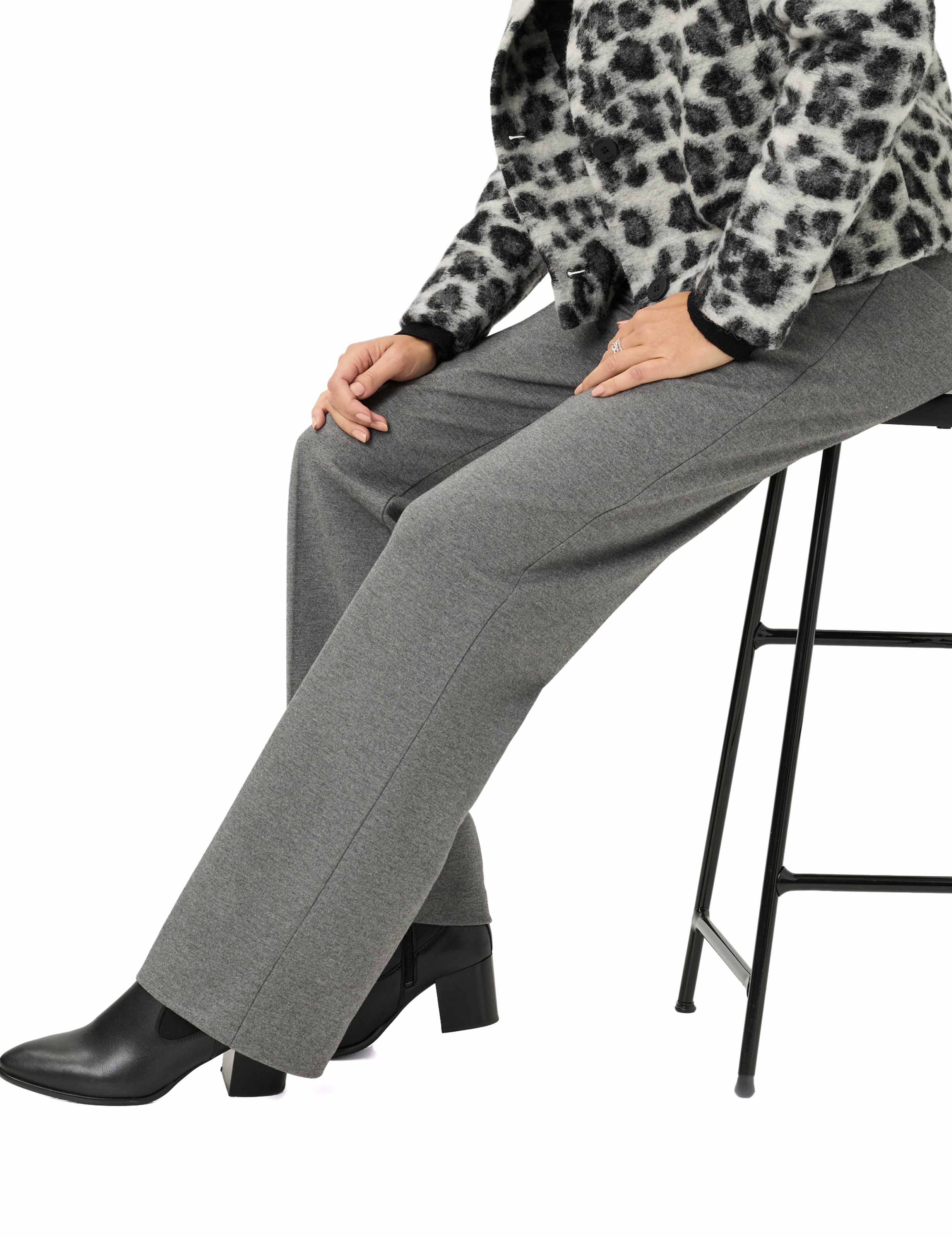 Damen Style PEGGY FLARED Grau Slim Fit Detail 1