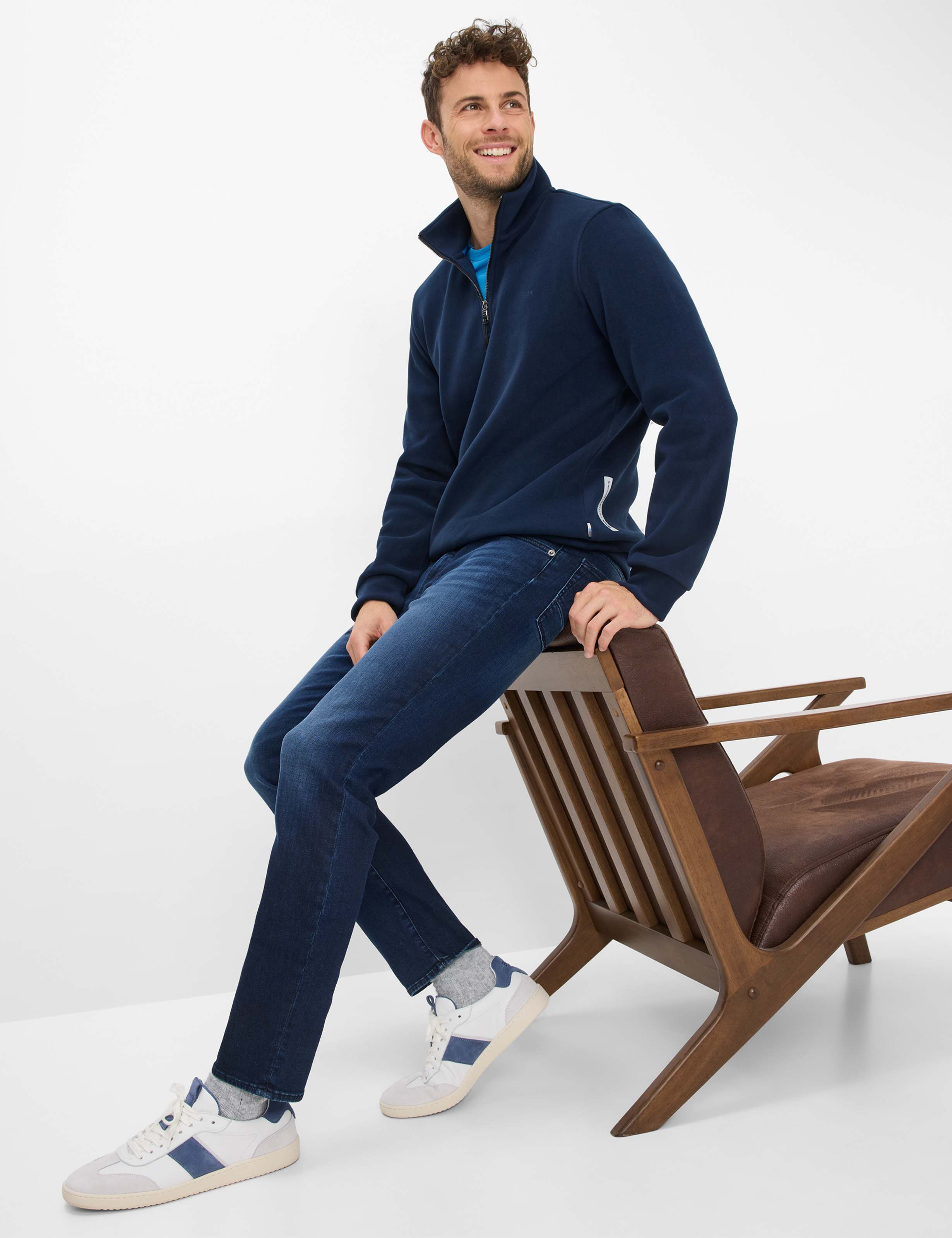 Herren Style CHUCK Denim Blau Modern Fit Detail 1