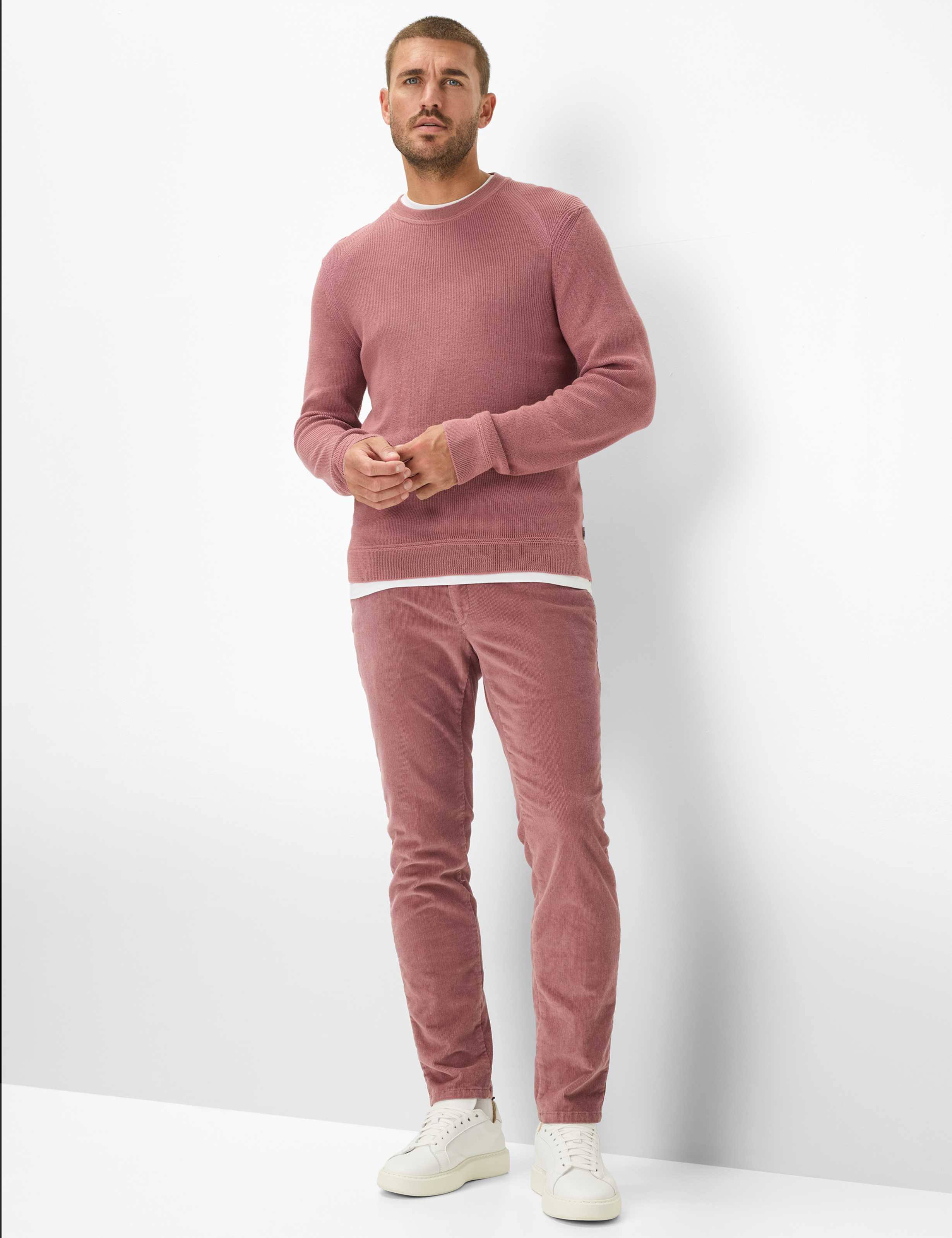 Men Style SILVIO Rose Slim Fit Model Outfit