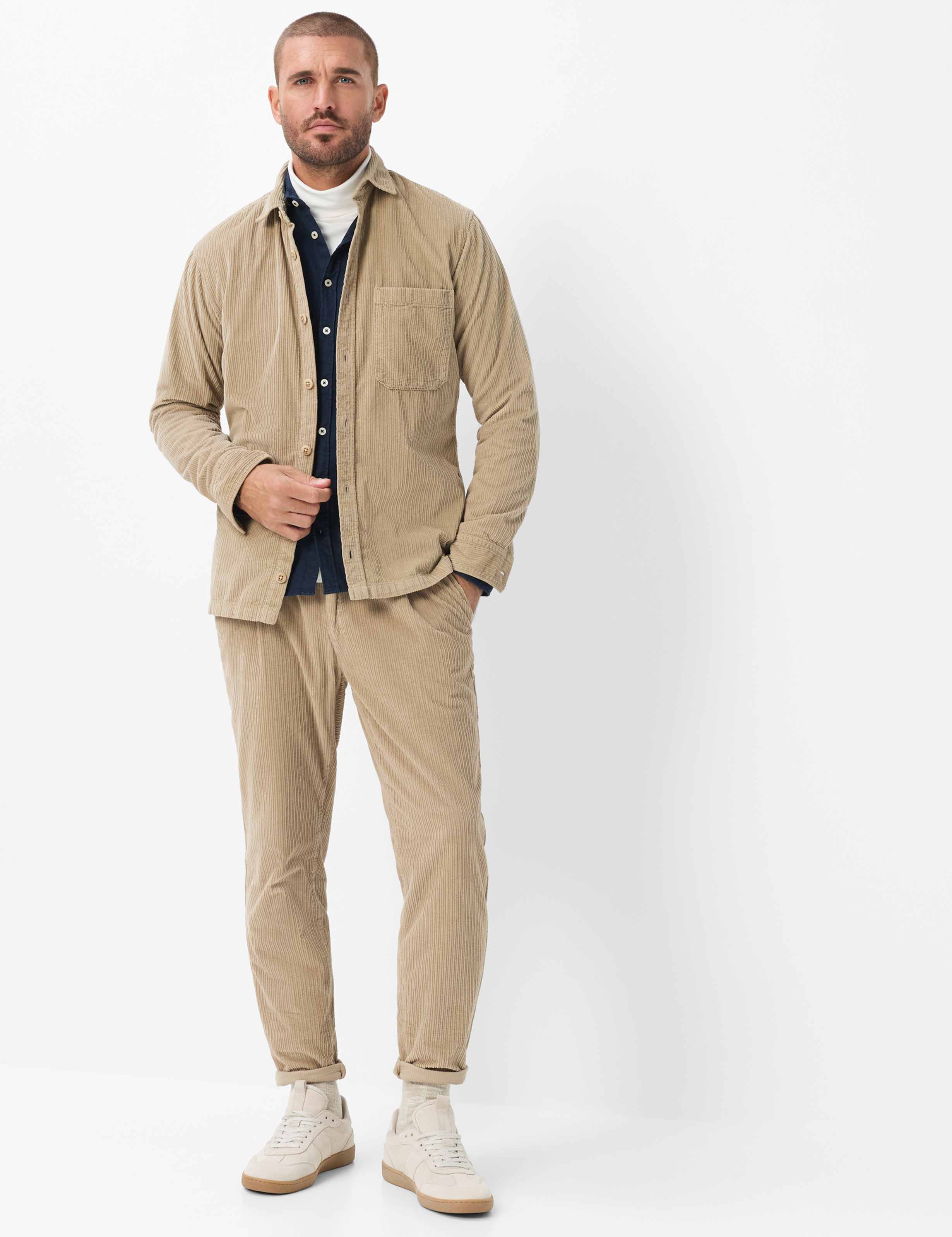 Herren Style HAROLD Dunkelblau  Model Outfit