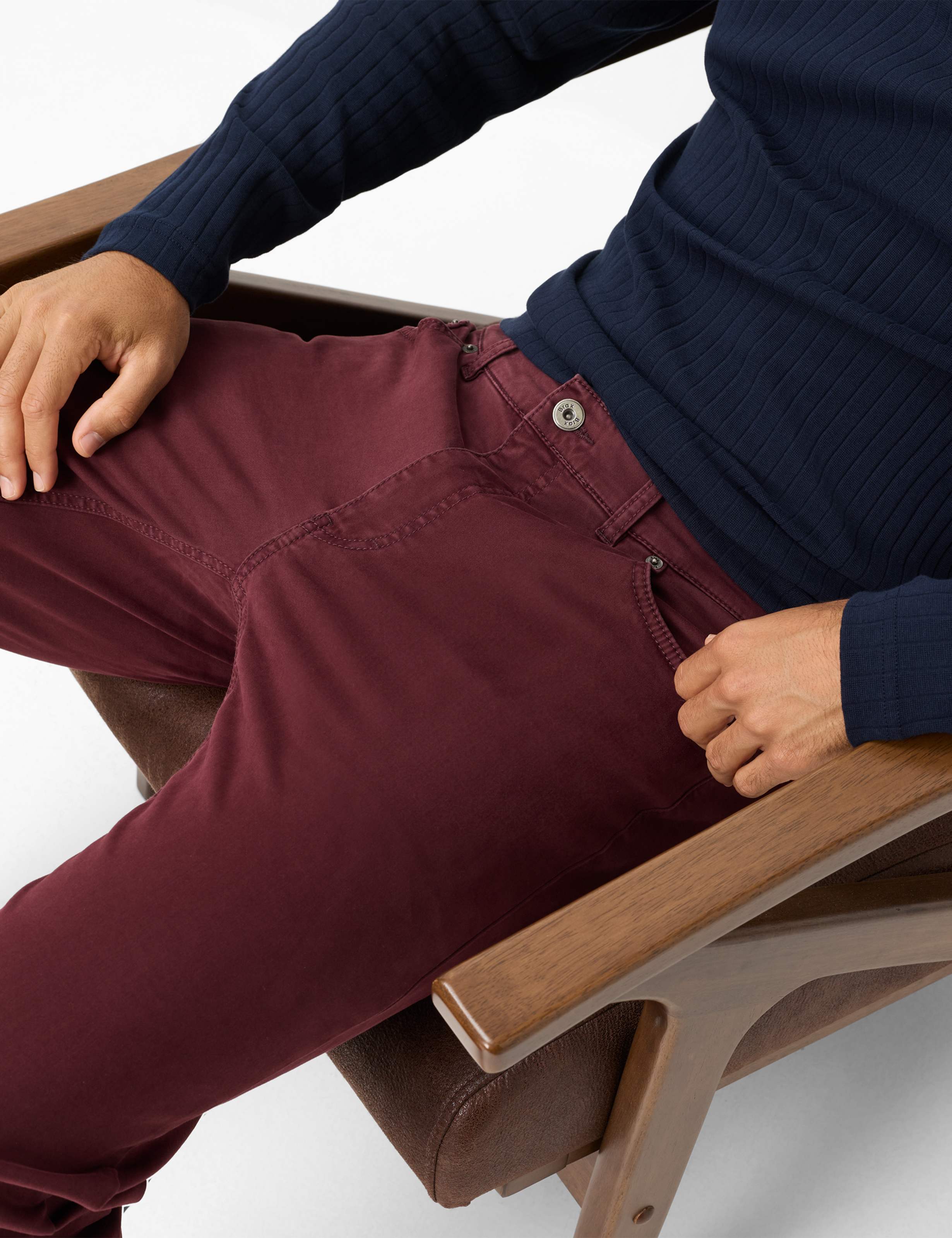 Men Style COOPER Dark Red Regular Fit Detail 1