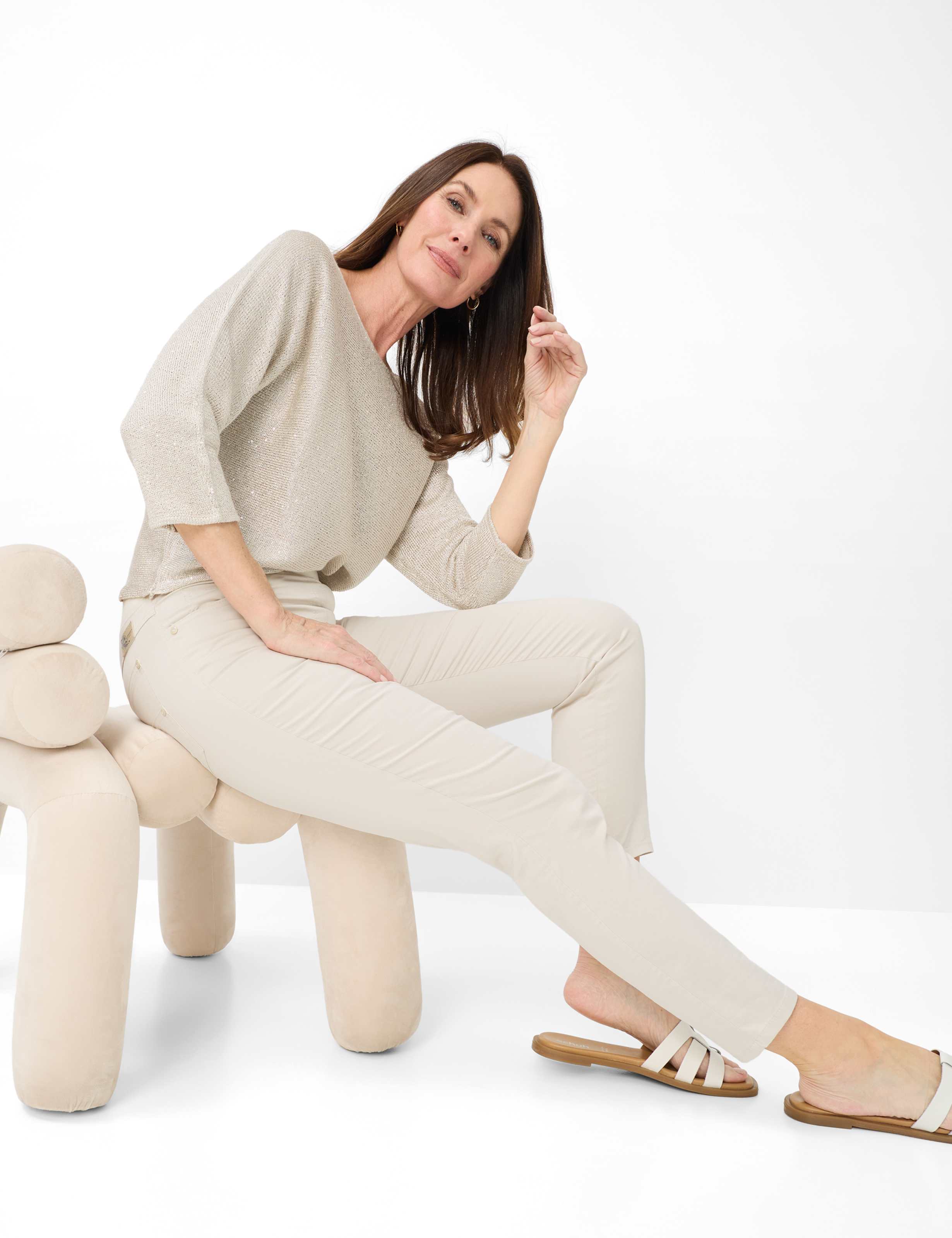 Damen Style PAMINA 6/8 Hellbeige Slim Fit Detail 1