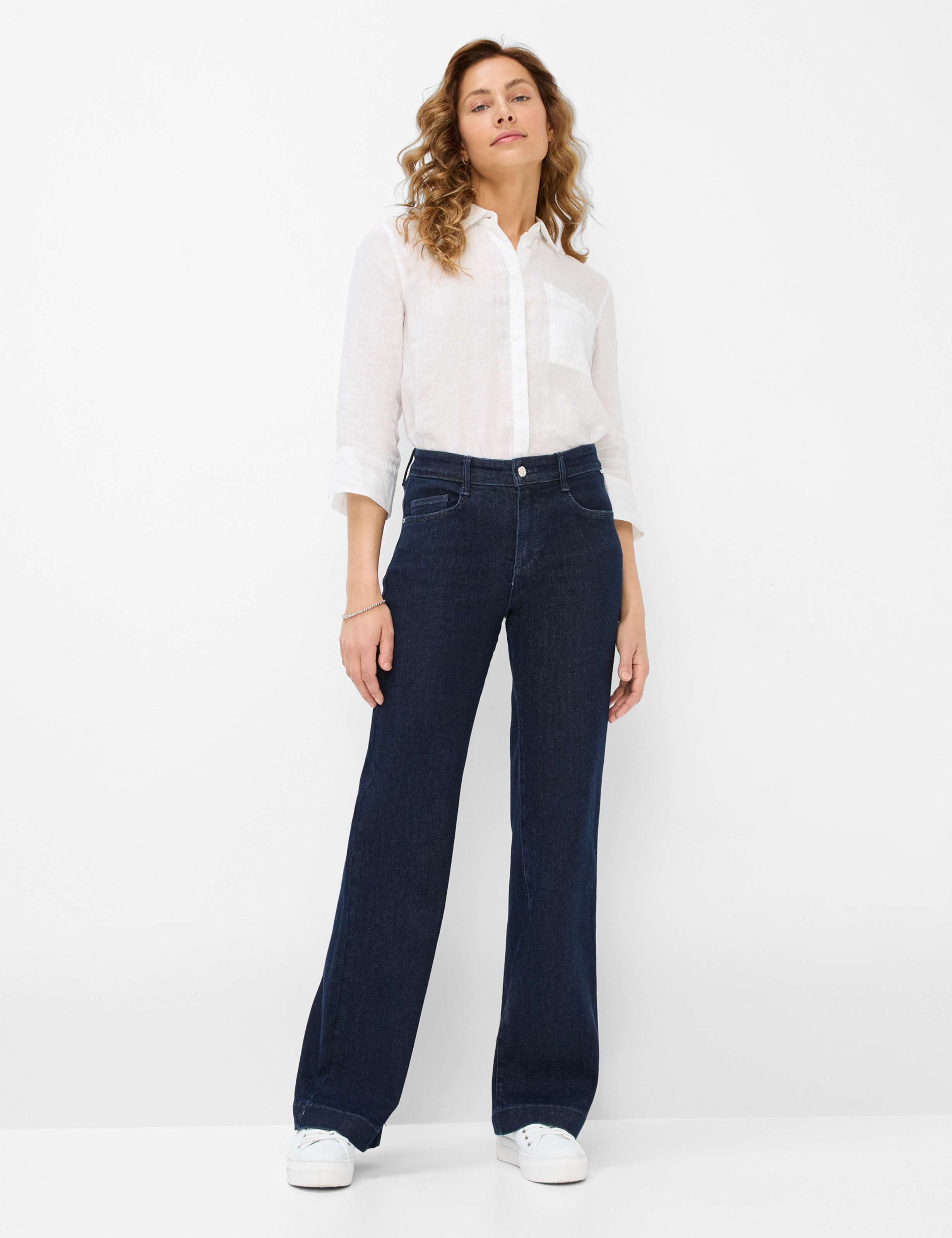 Women Style MAINE Denim Dark Blue Wide Leg Model Outfit
