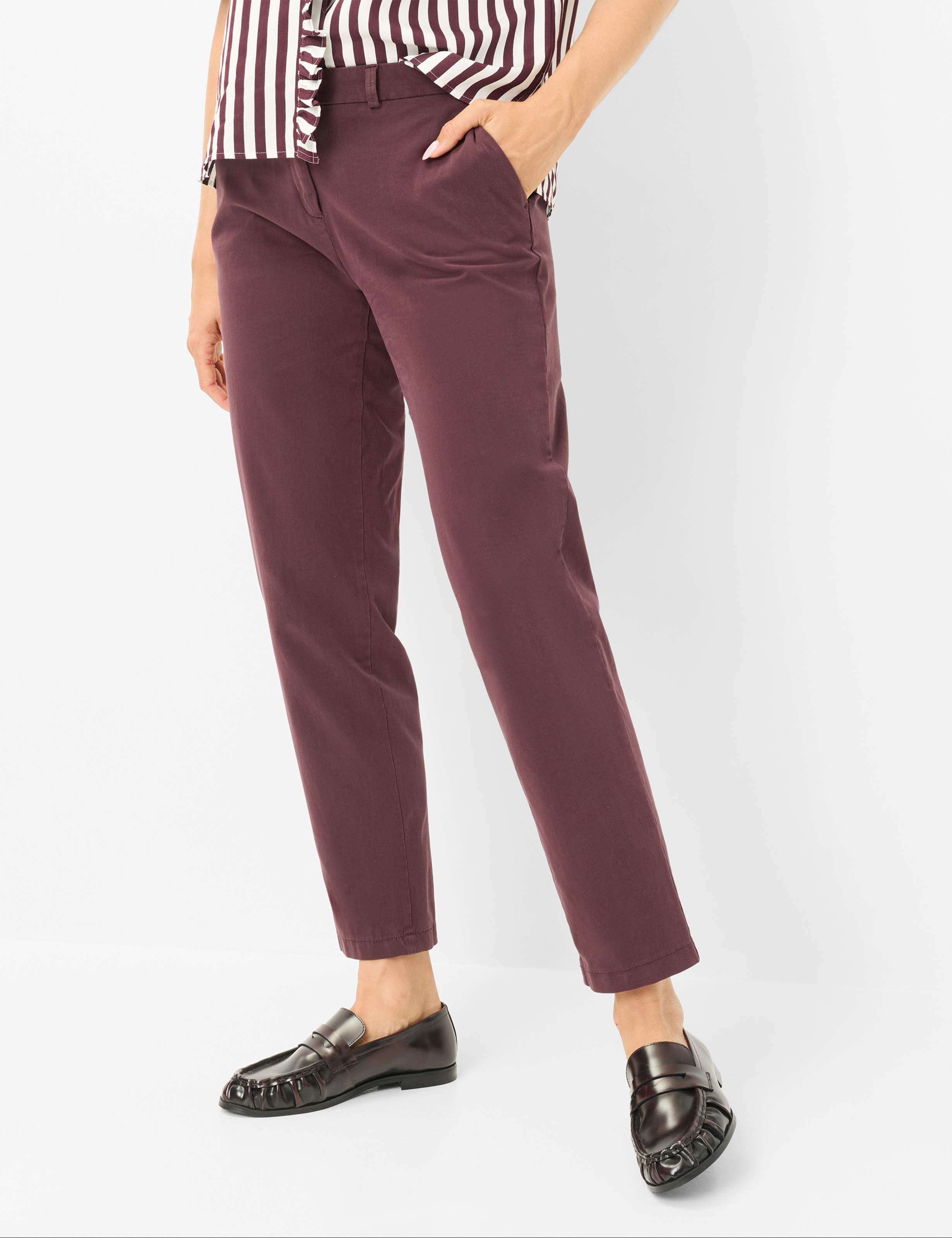 Nuancer af lilla, Kvinder, Style MARON S, MODEL_FRONT_ISHOP