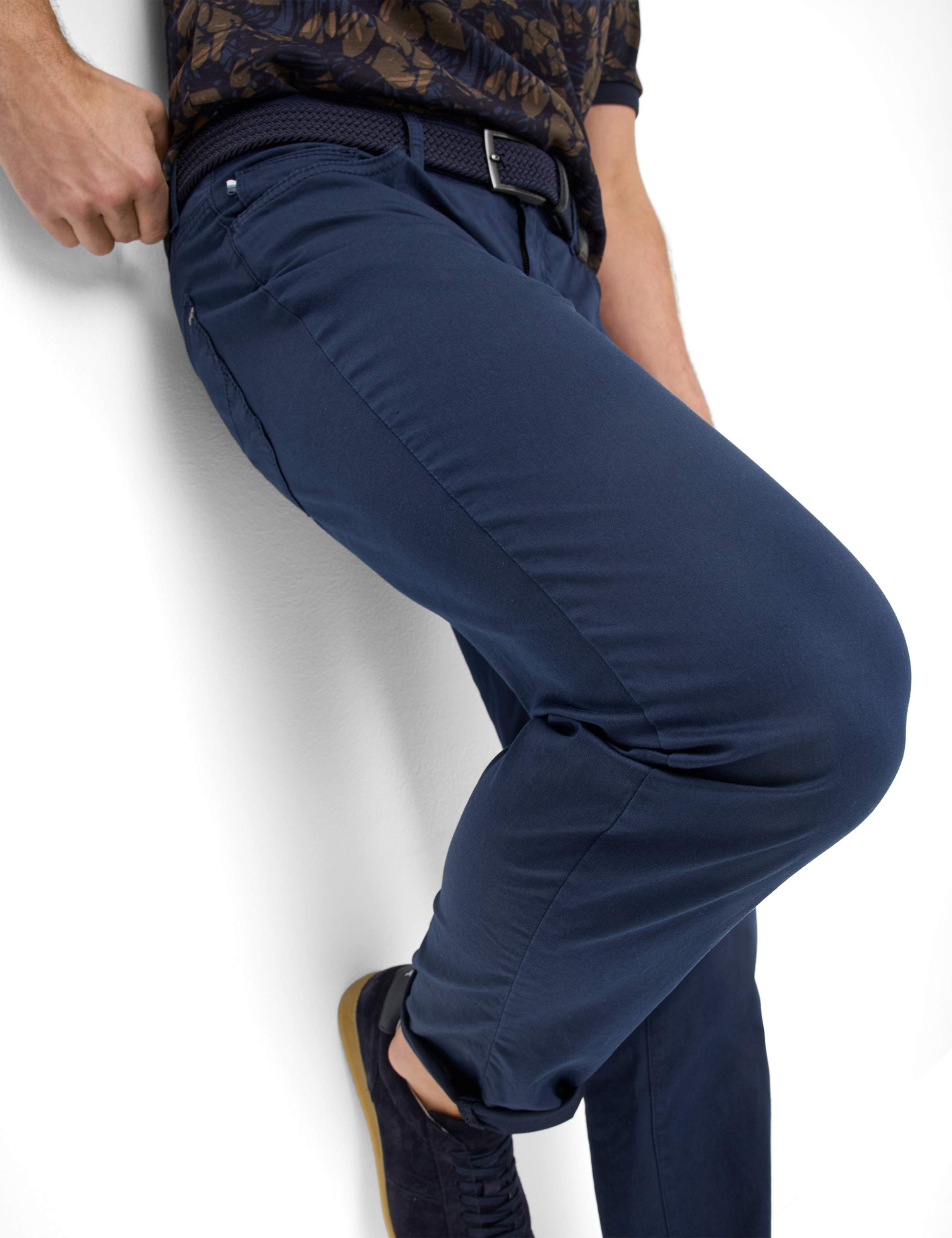 Herren Style CADIZ Dunkelblau Straight Fit Detail 1