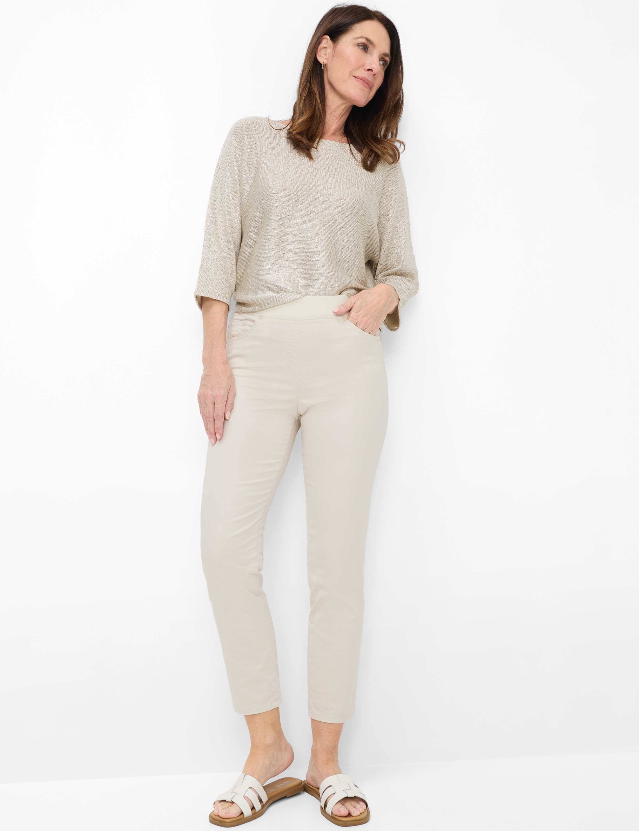 Damen Style PAMINA 6/8 Hellbeige Slim Fit Model Outfit