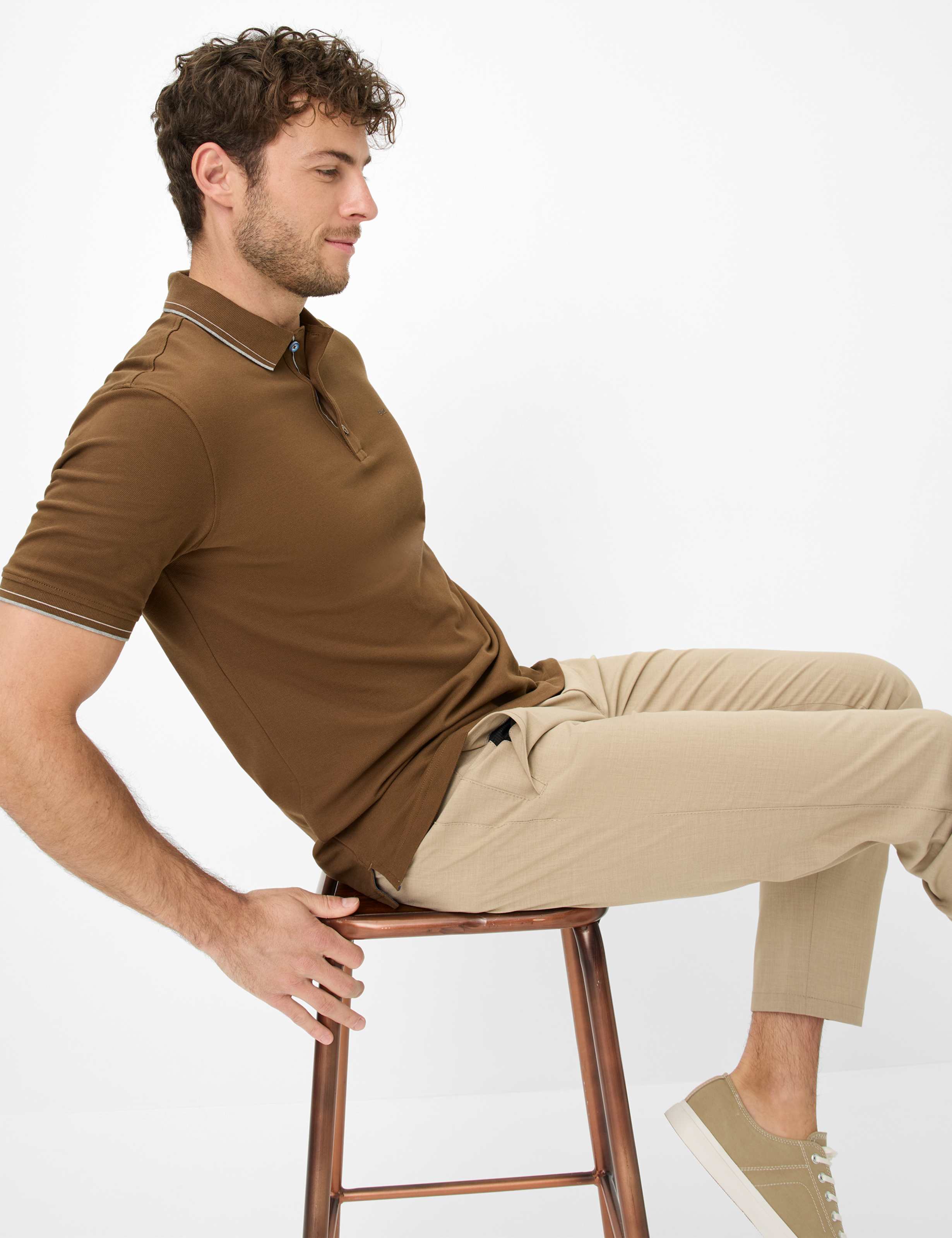 Herren Style PETE Braun  Detail 1