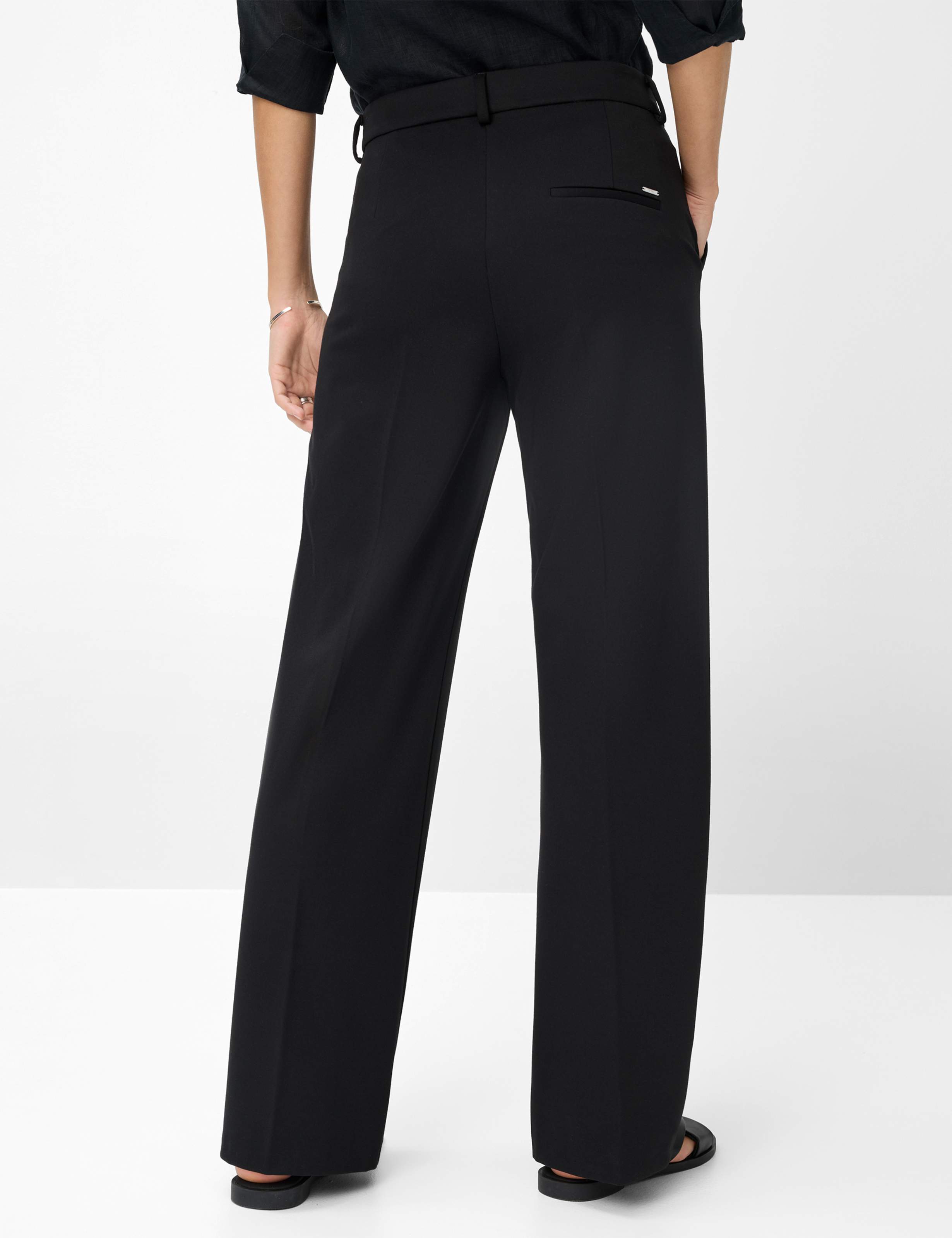 Femme Style MAINE Noir Wide Leg Dos mannequin