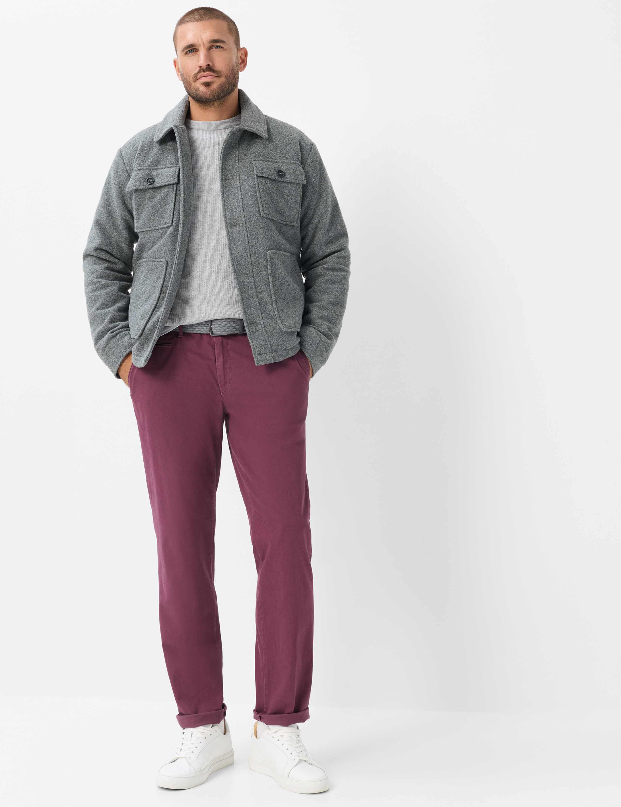 Homme Style EVEREST Violette Regular Fit Tenue du mannequin
