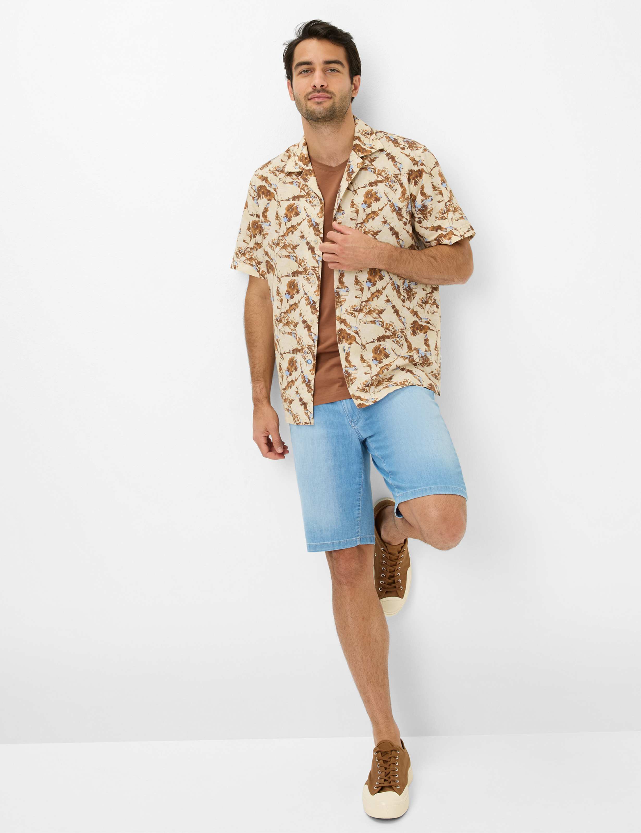 Homme Style BALI Denim Bleu Regular Fit Tenue du mannequin