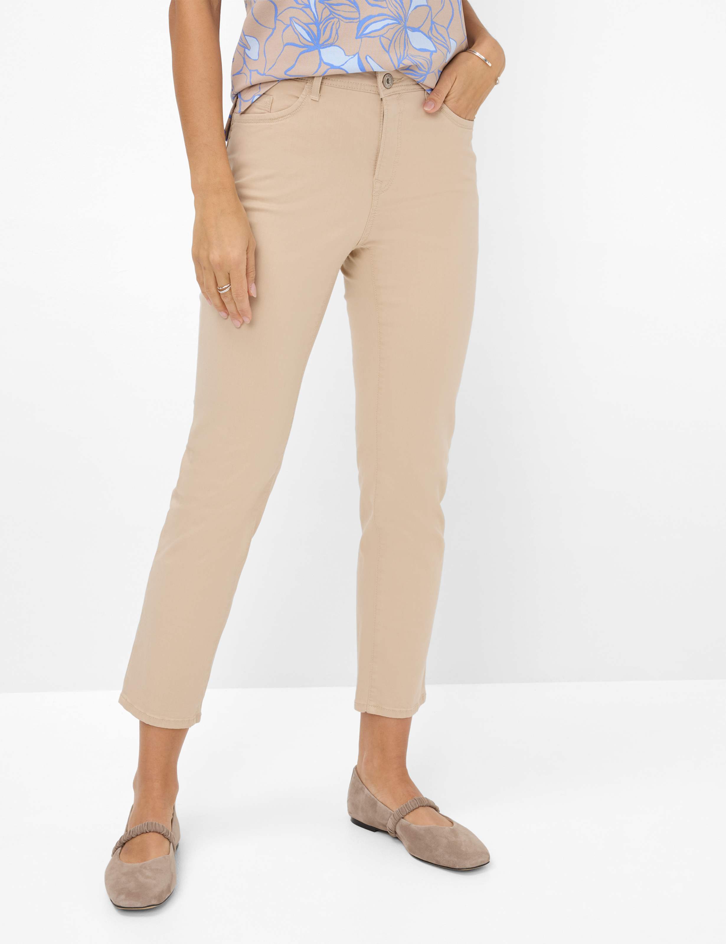 Women Style MARY S Denim Beige Regular Fit Model Front