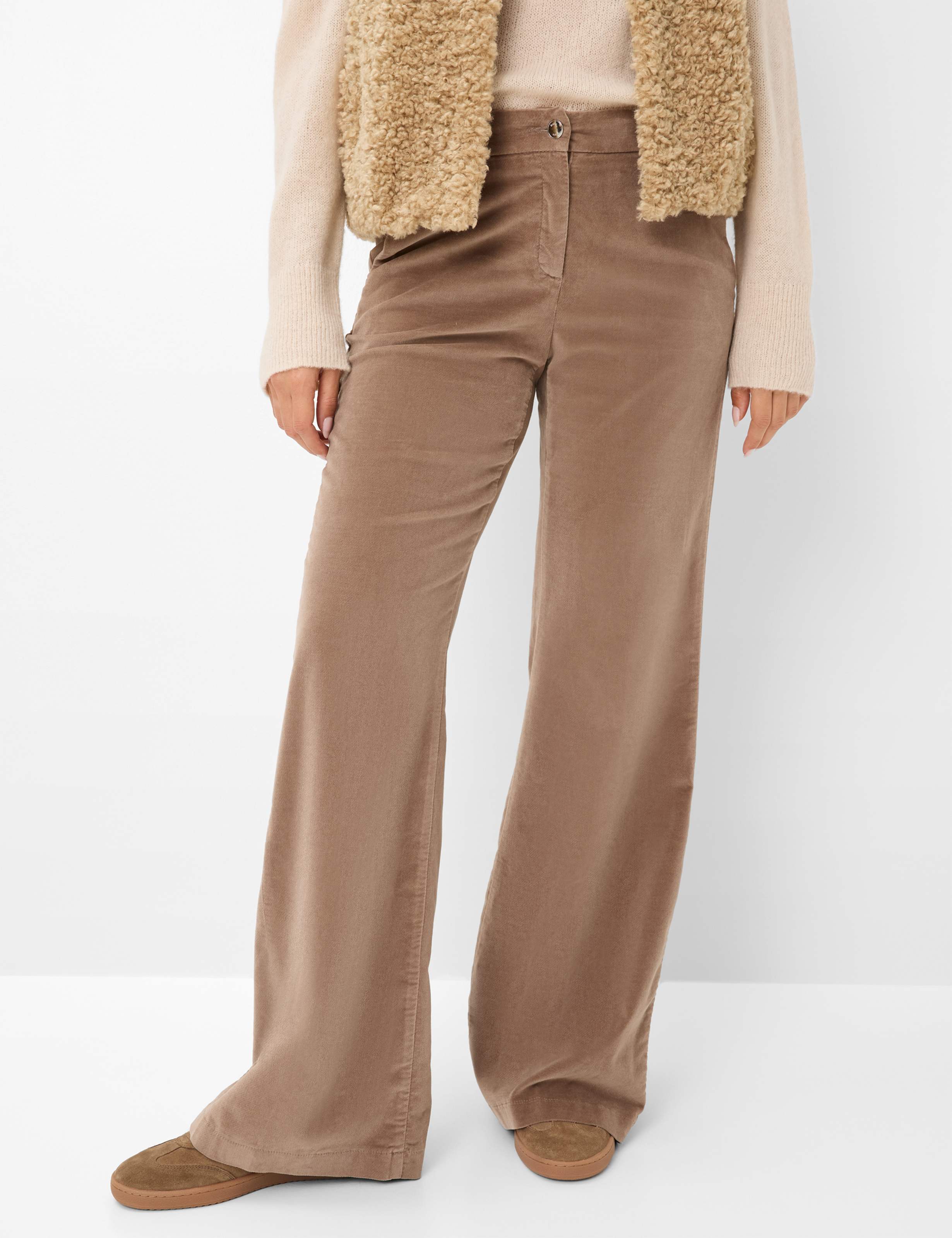 Beigetöne, Damen, Style MAINE, MODEL_FRONT_ISHOP