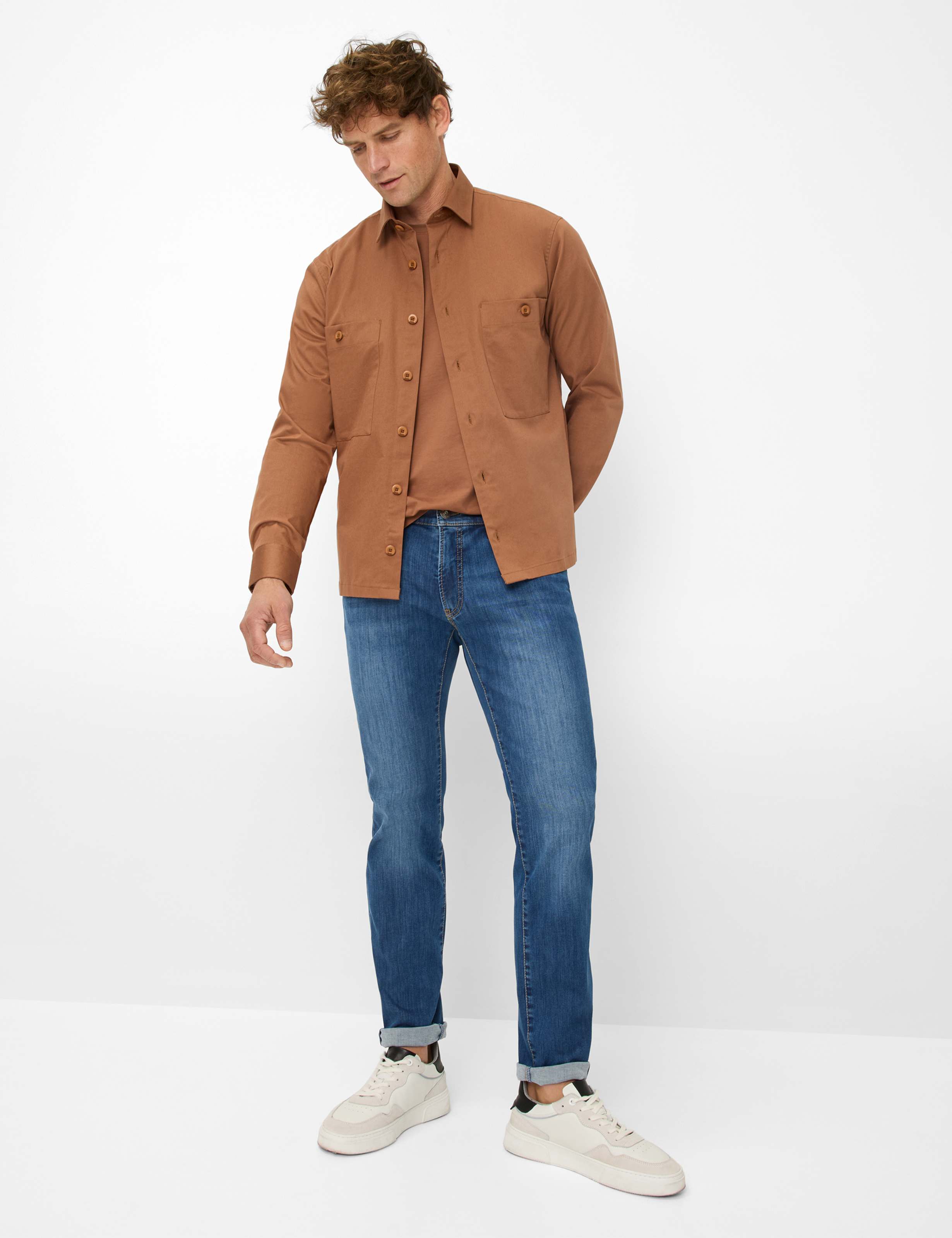 Herren Style CHUCK Denim Blau Modern Fit Model Outfit