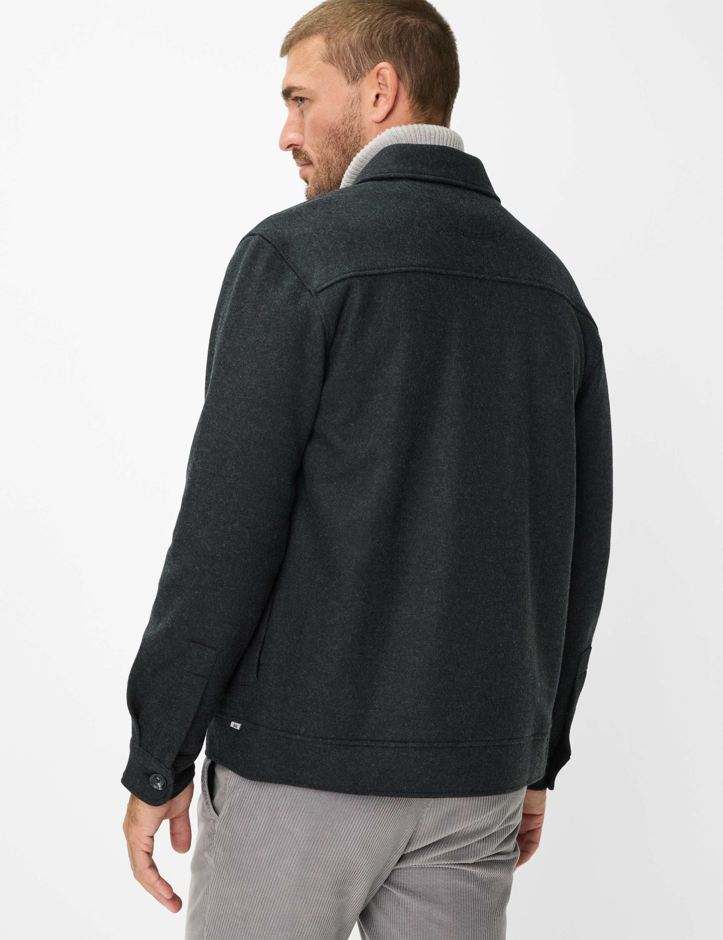 Herren Style SANTIAGO Dunkelgrau  Model Rueck