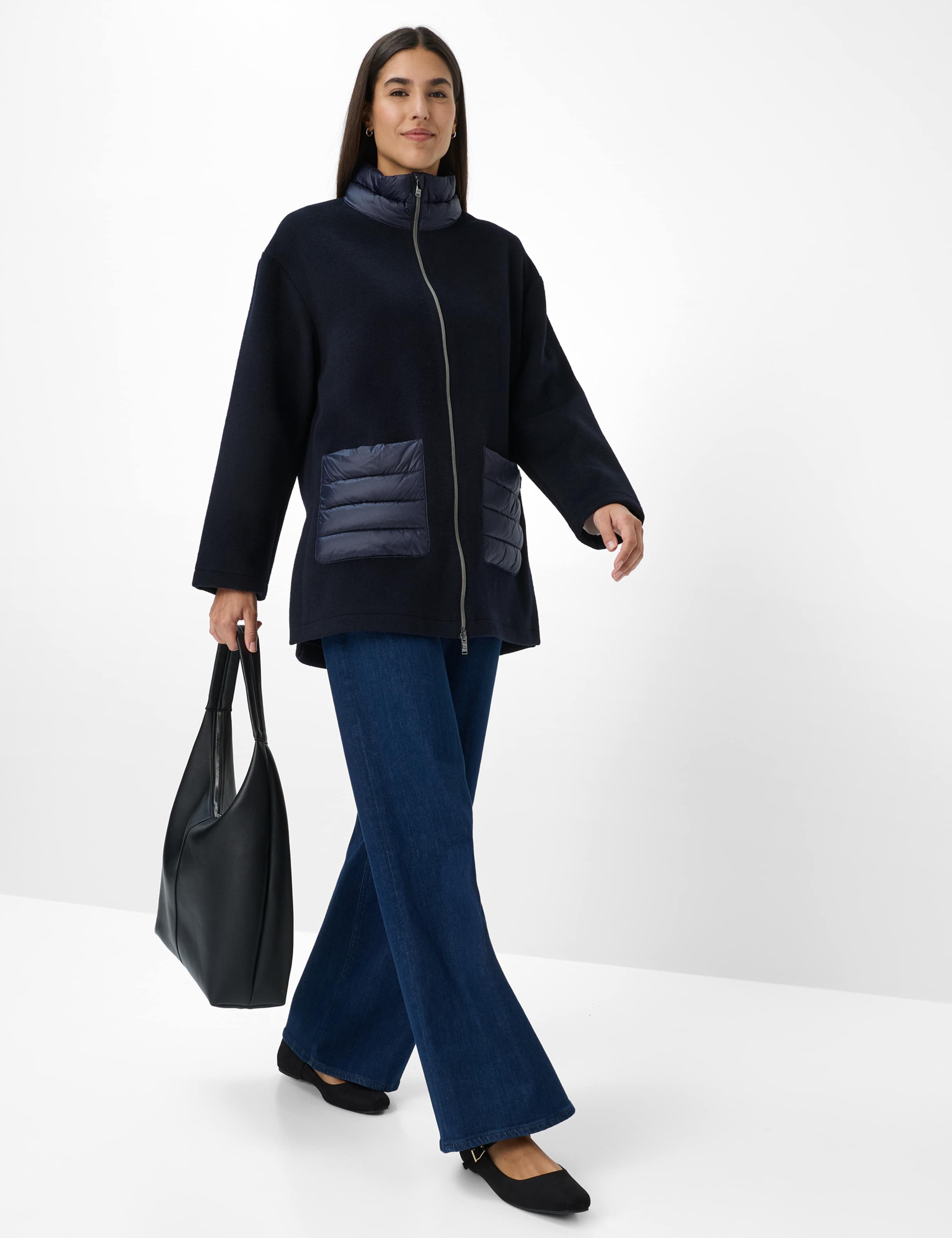 Damen Style OSAKA Dunkelblau  Model Outfit