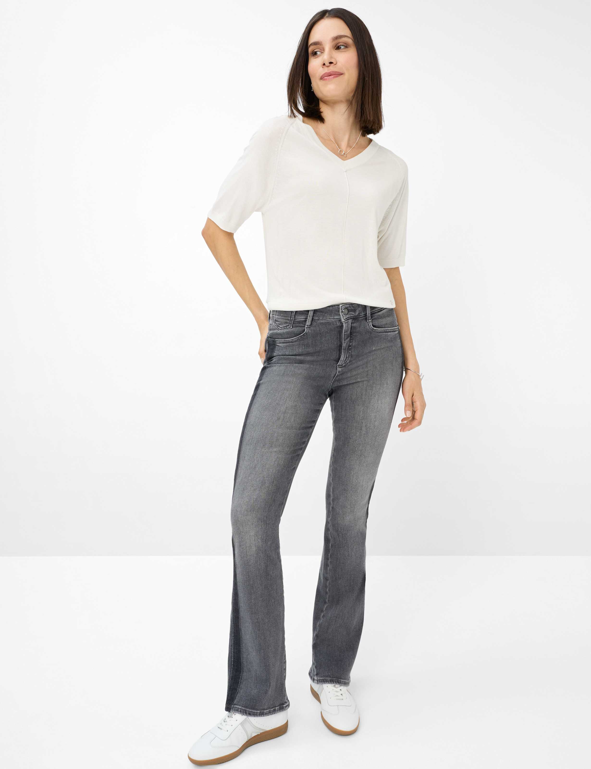 Damen Style ANA Hellgrau Skinny Fit Model Outfit