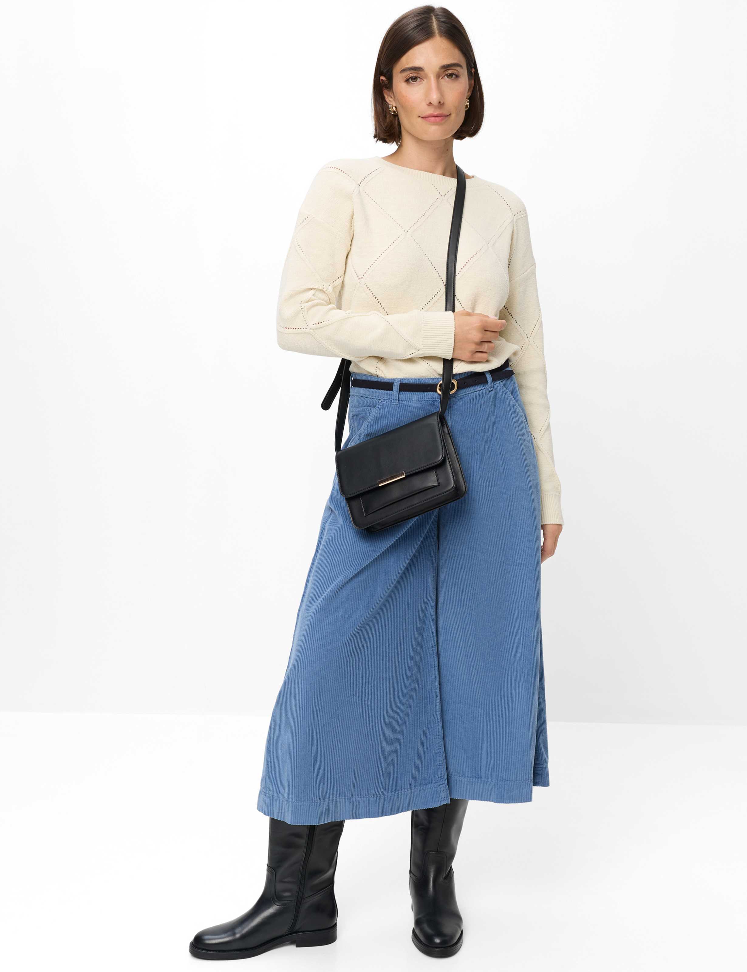 Women Style MELLI S Blue Wide Leg Model Outfit