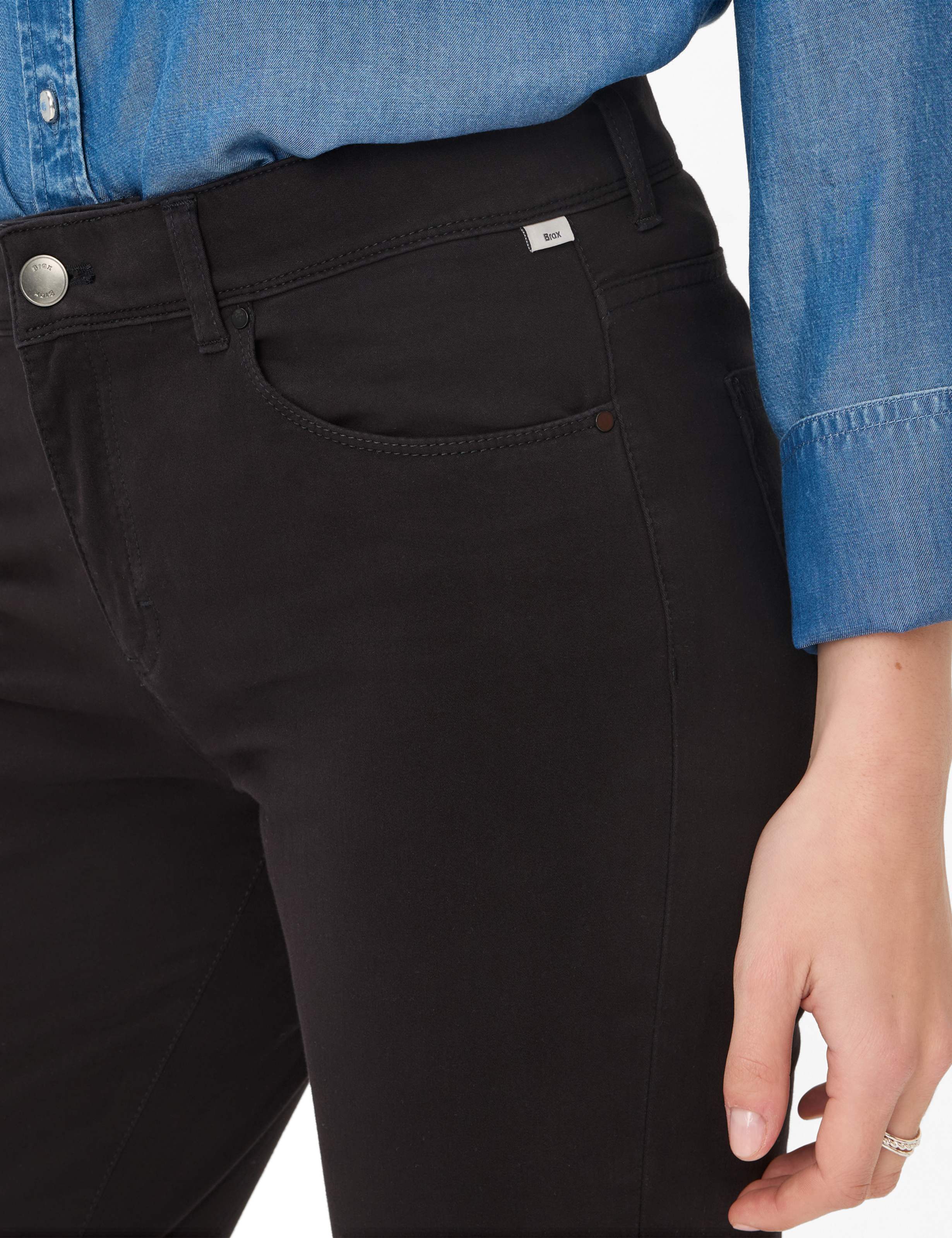 Women Style SHAKIRA Black Slim Fit Detail 2