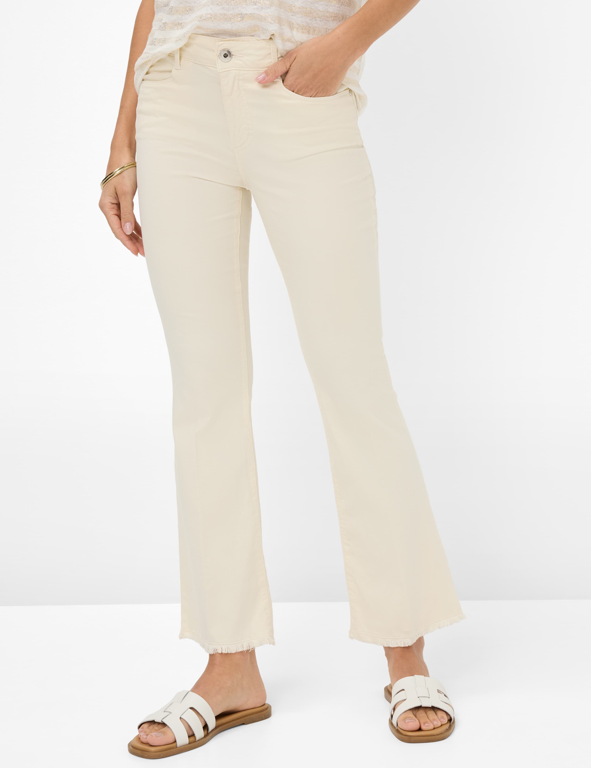 Shades of White, Women, Style SHAKIRA S, MODEL_FRONT_ISHOP