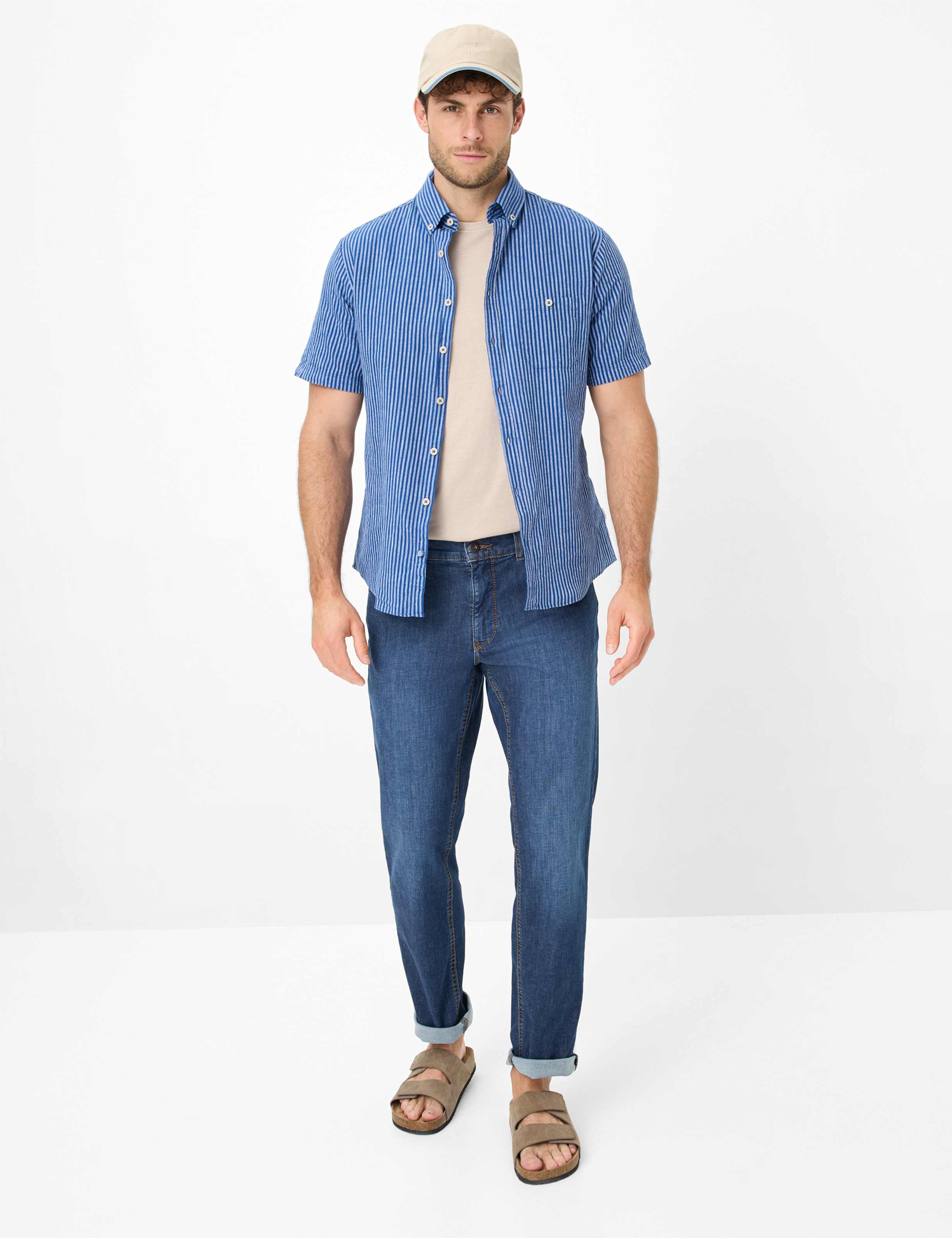 Herren Style COOPER Denim Dunkelblau Regular Fit Model Outfit