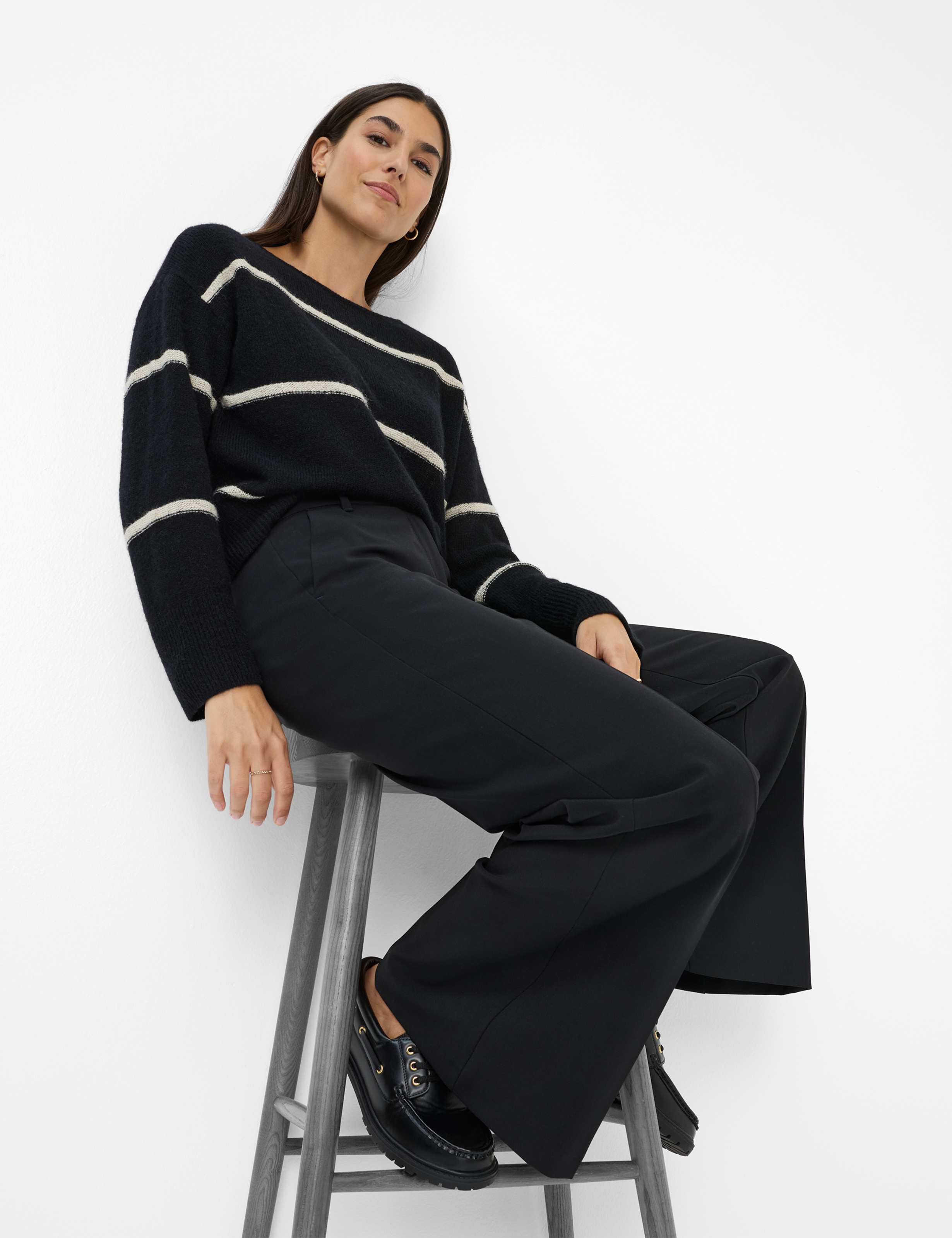 Damen Style MAINE Schwarz Wide Leg Detail 1