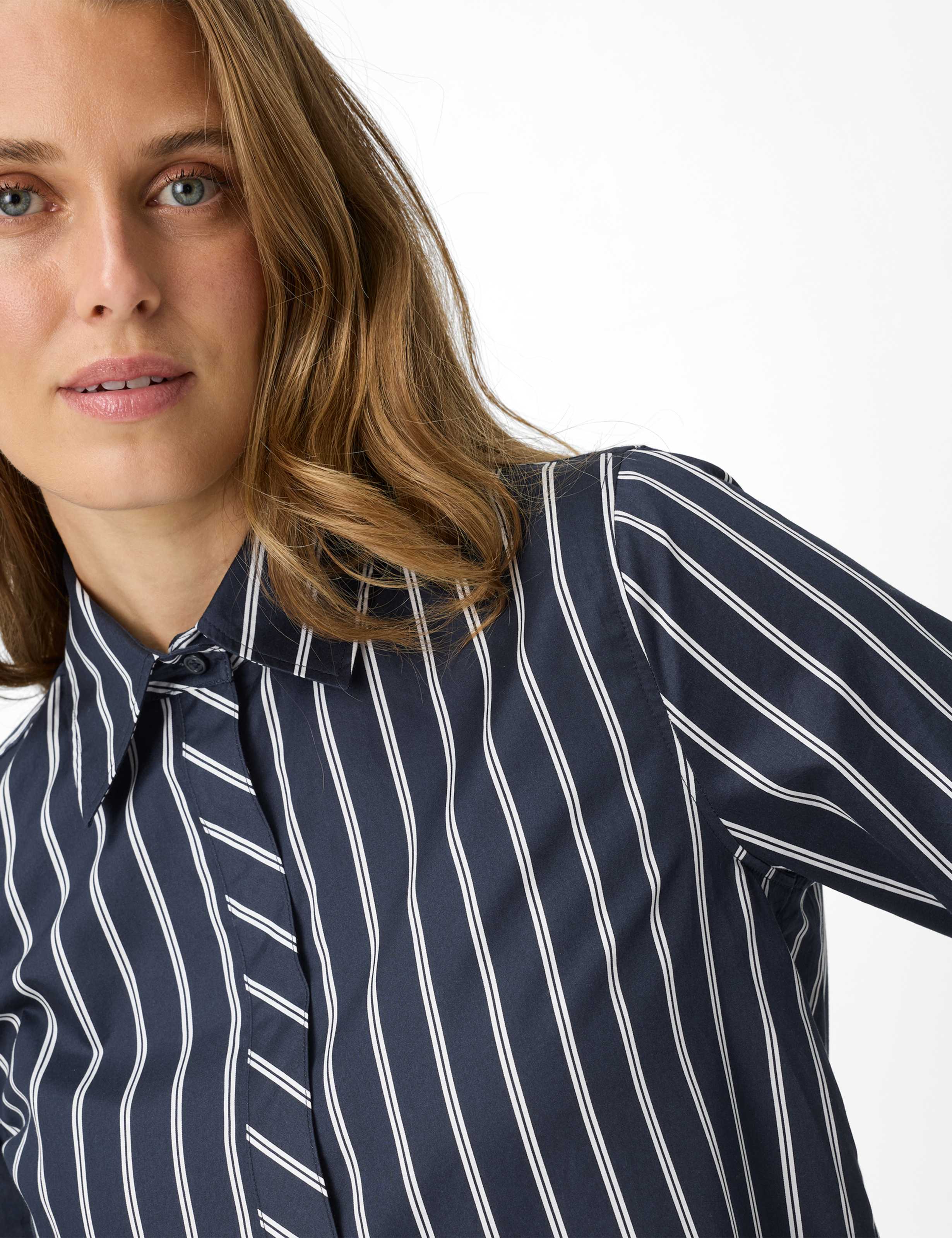 Femme Style VIKI Bleu Foncé  Détail 2