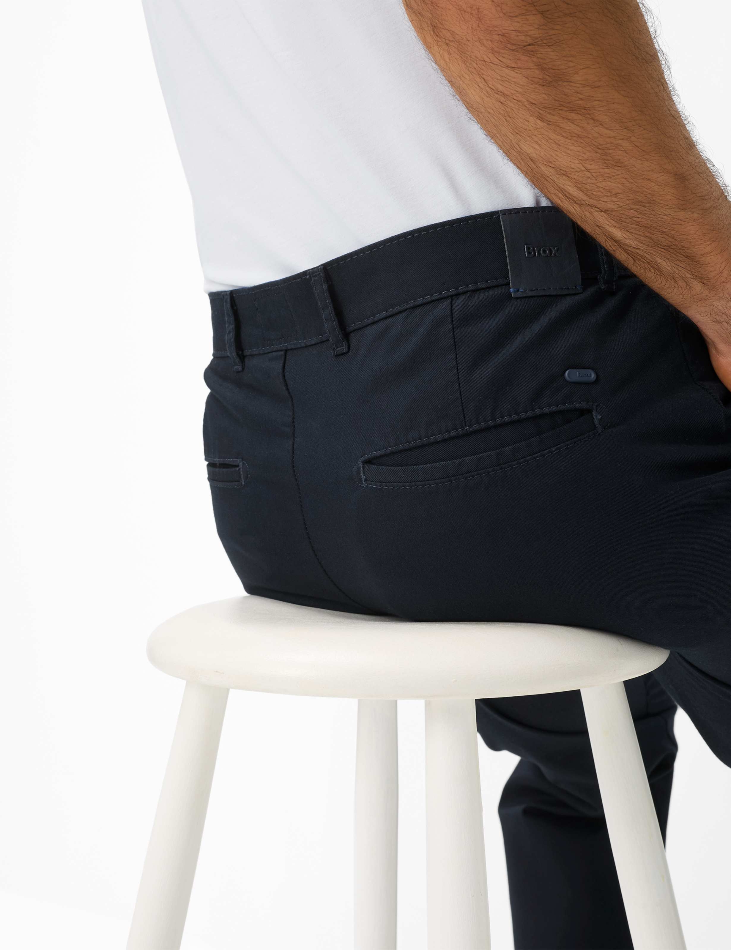 Herren Style PEPE Dunkelblau Straight Fit Detail 1