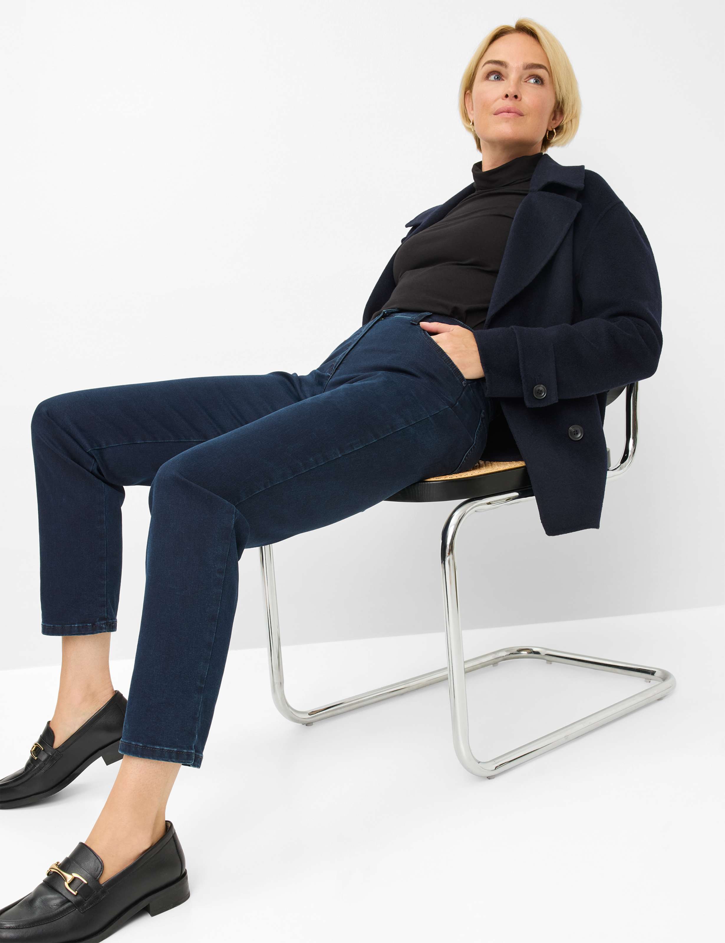 Damen Style CORRY Denim Dunkelblau Comfort Plus Fit Detail 1