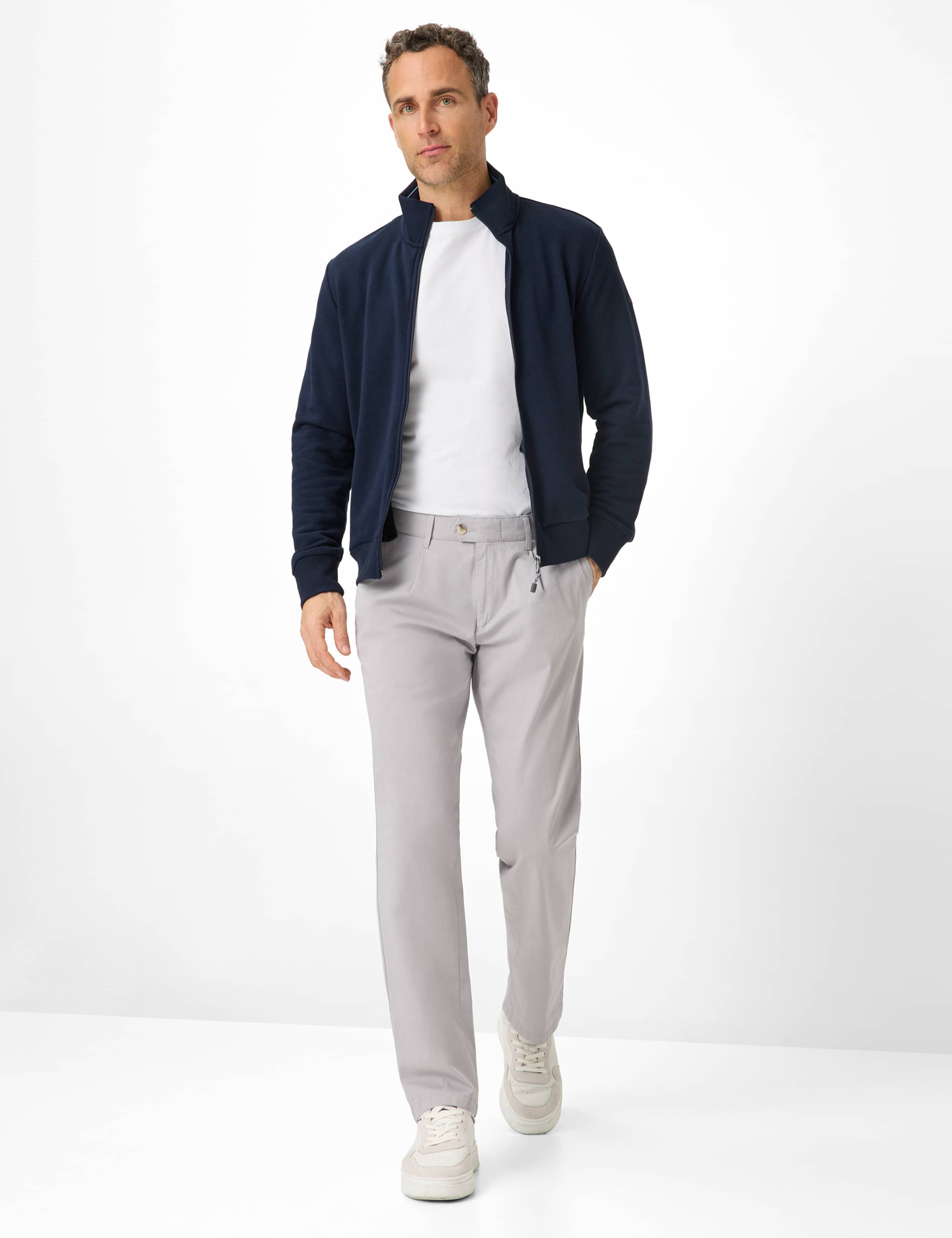 Herren Style LUIS Hellgrau Regular Fit Model Outfit