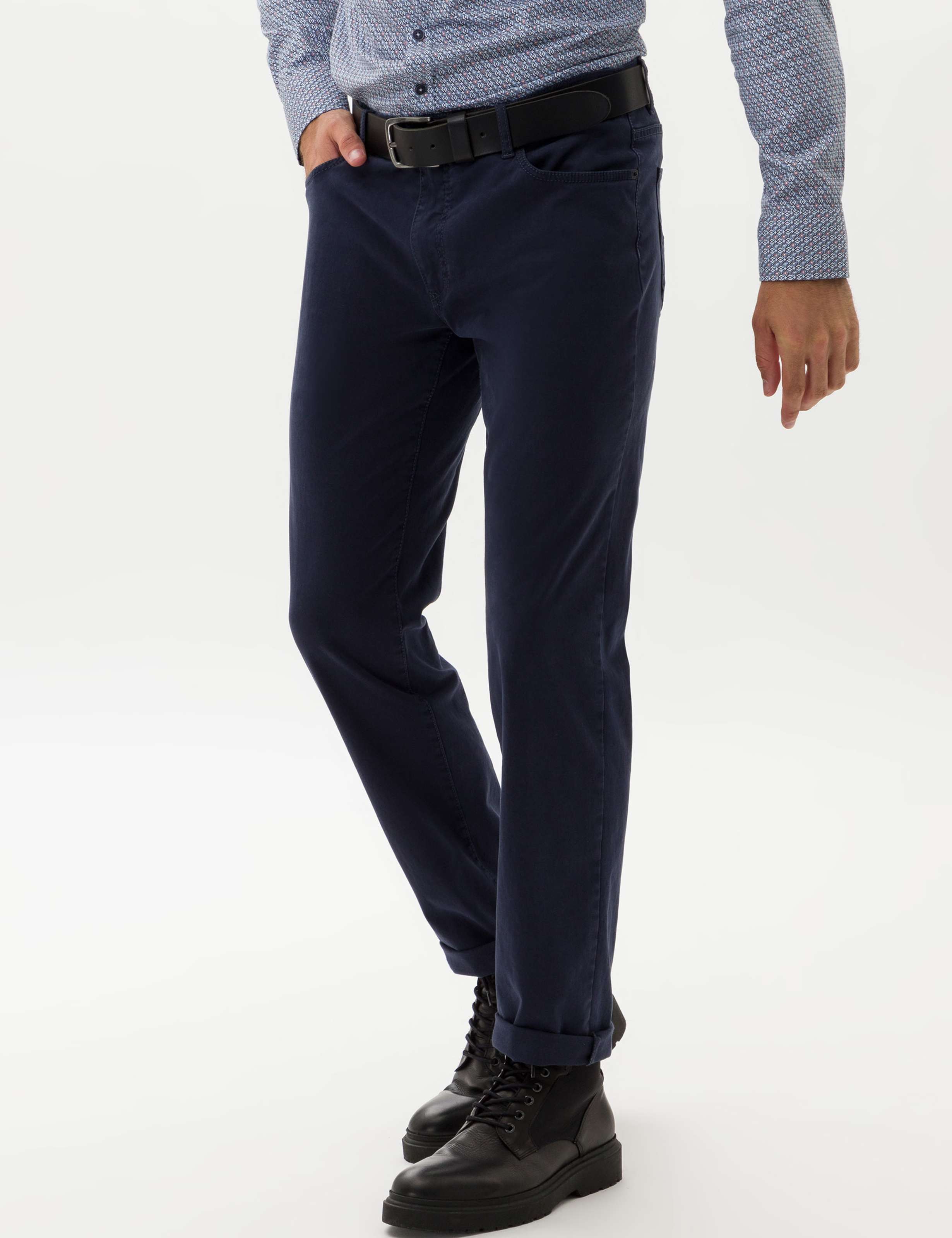 Shades of Blue, Men, STRAIGHT, Style CADIZ, MODEL_FRONT_ISHOP