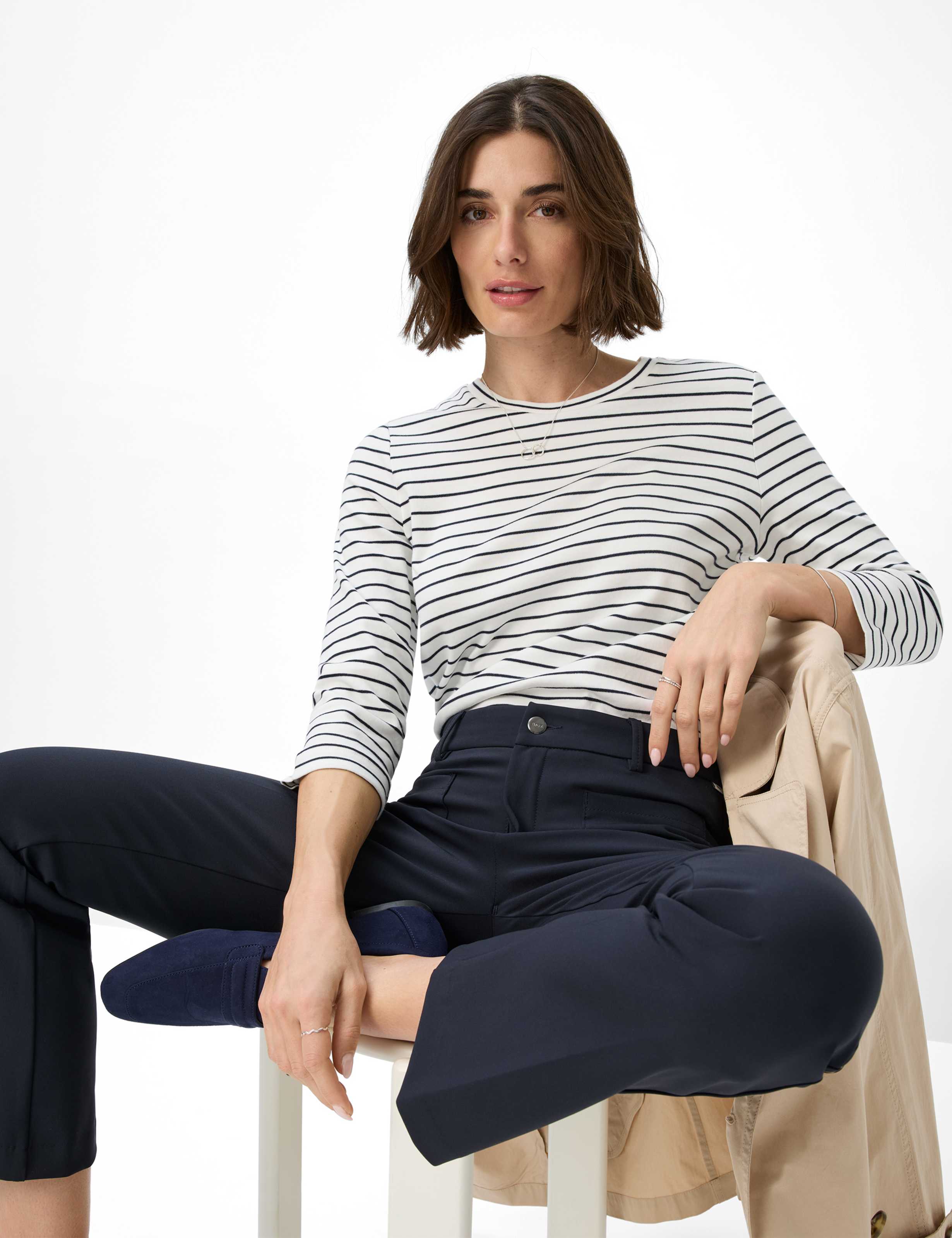 Damen Style CIRA Dunkelblau  Detail 1