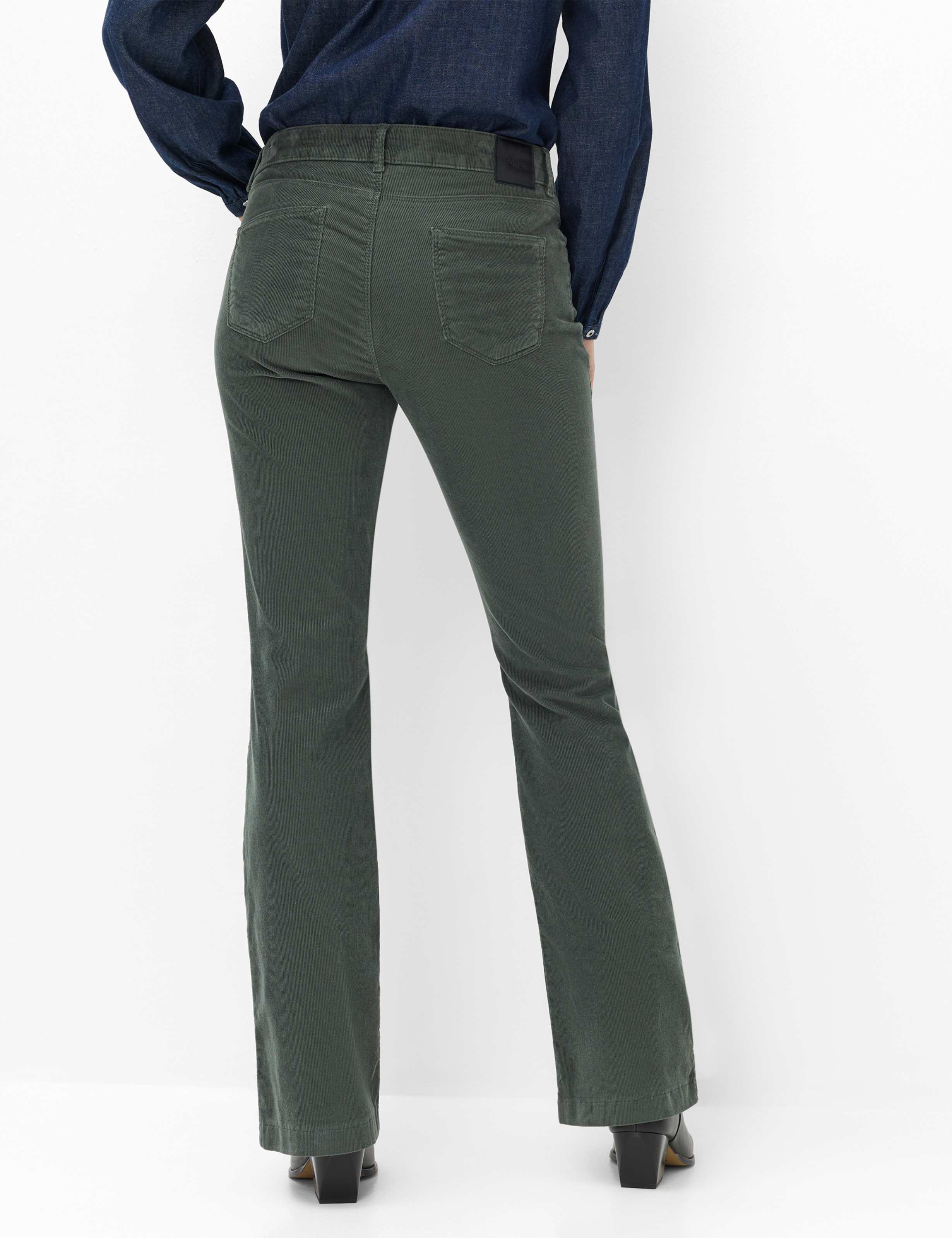 Shades of Green, Women, Style SHAKIRA, MODEL_RUECK_ISHOP