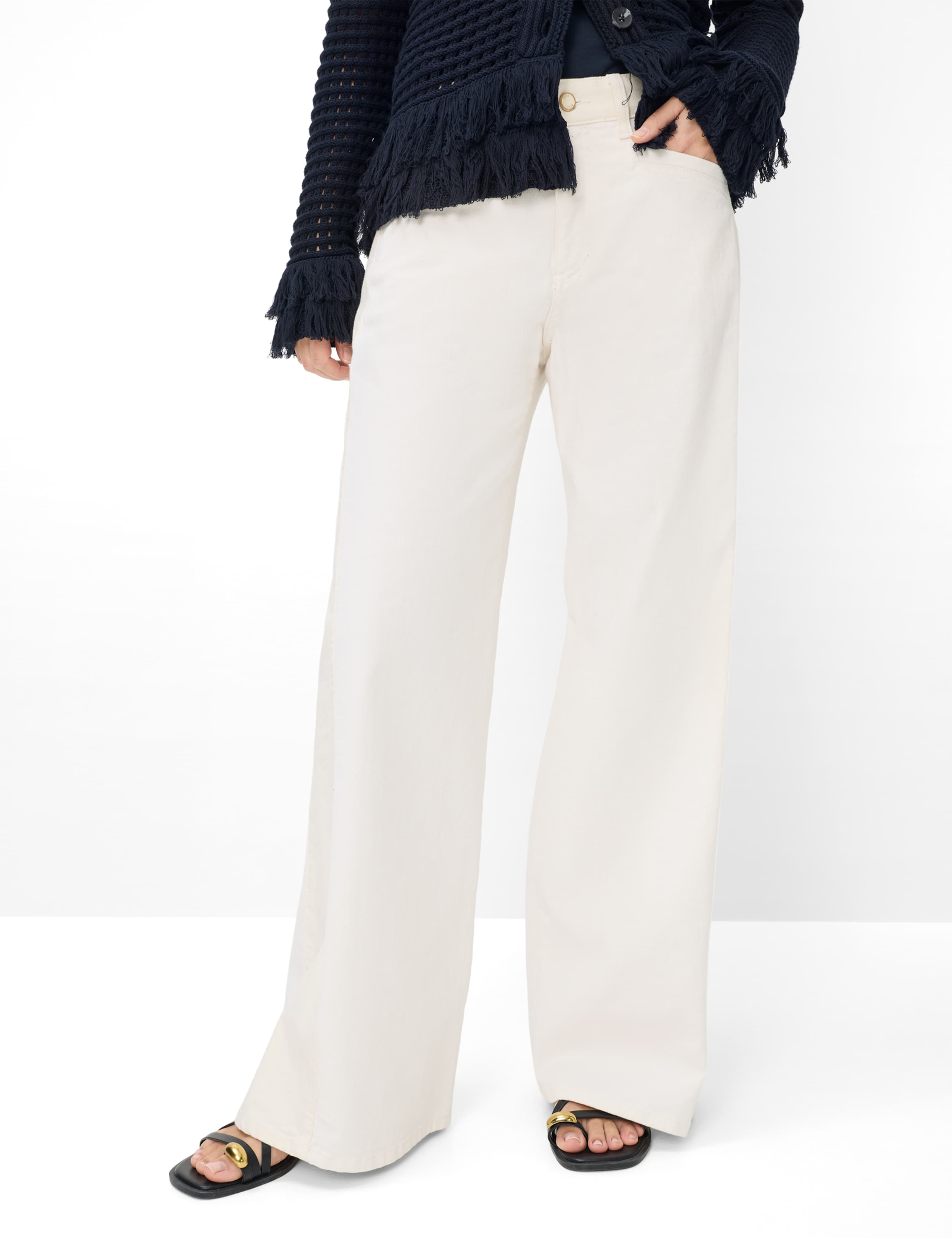 Shades of White, Women, Style MORGAN, MODEL_FRONT_ISHOP