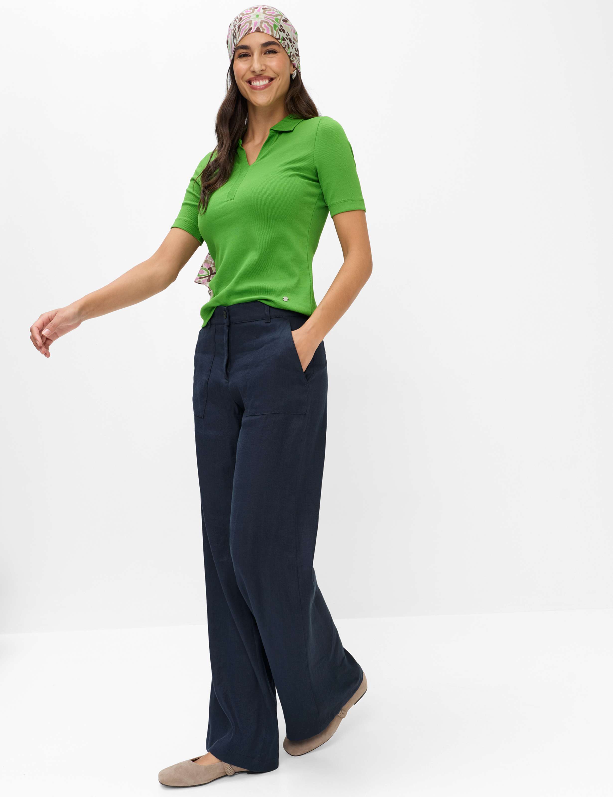 Femme Style MAINE Bleu Foncé Wide Leg Tenue du mannequin