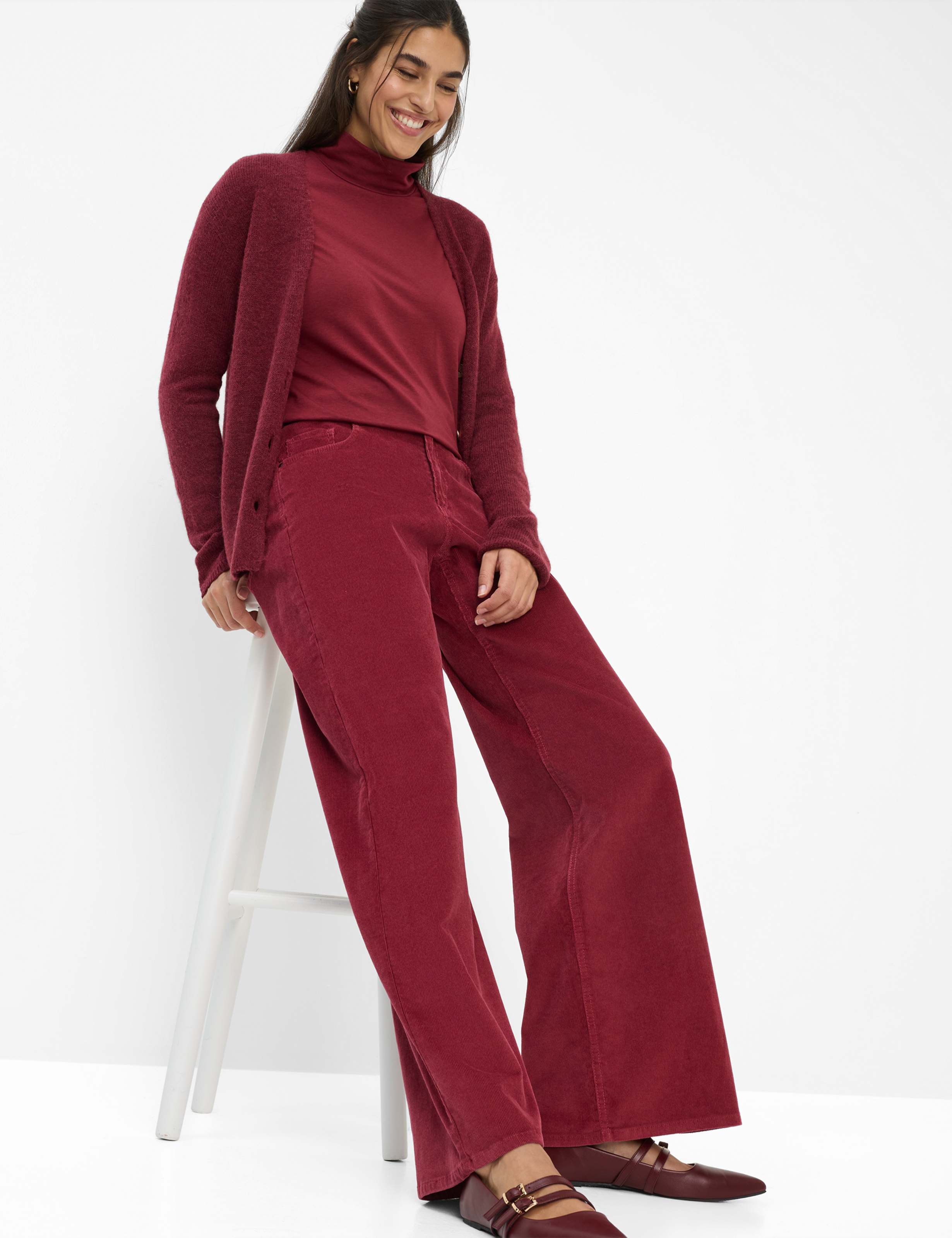 Damen Style MORGAN Dunkelrot Wide Leg Detail 1