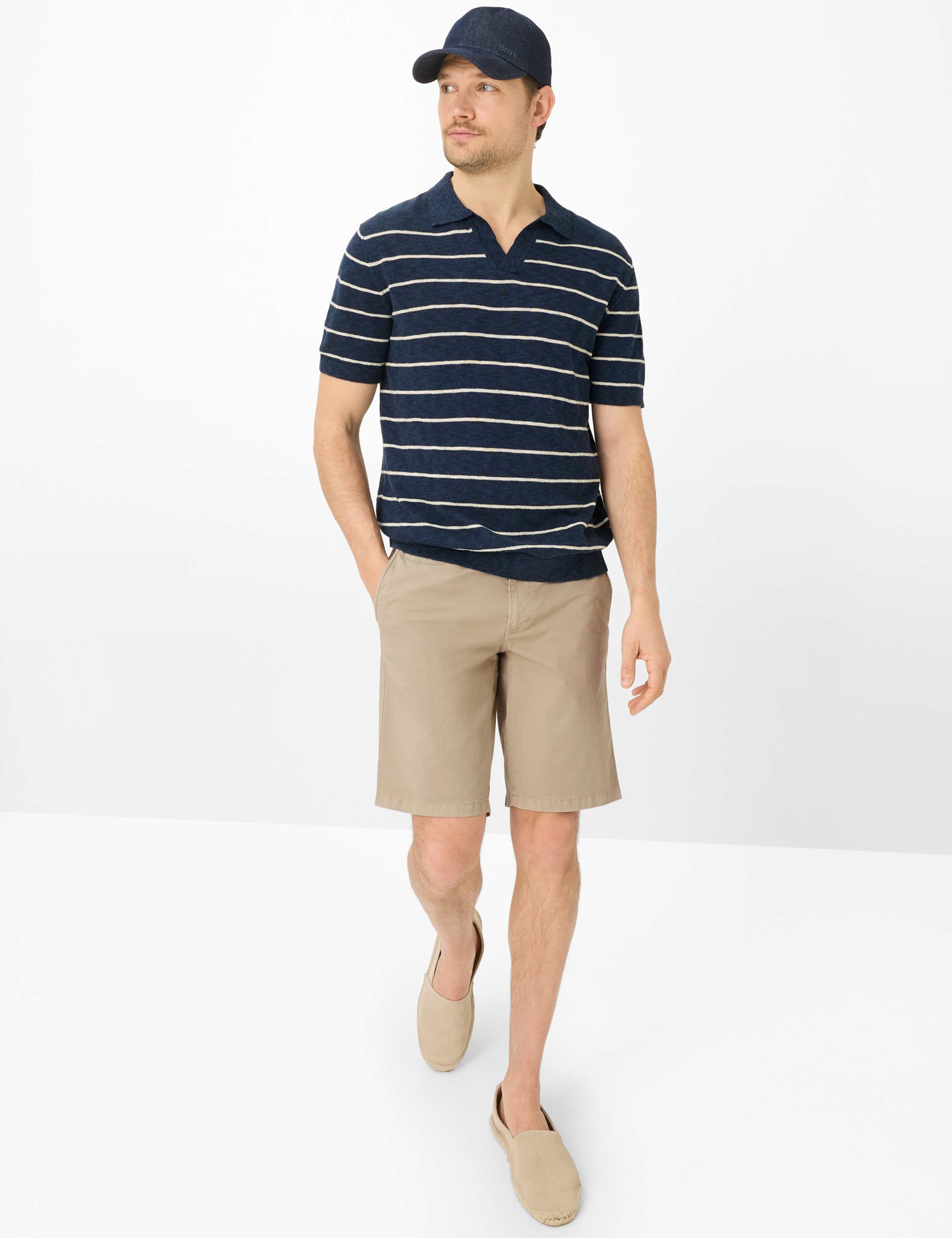 Homme Style PASCAL Bleu Foncé  Tenue du mannequin