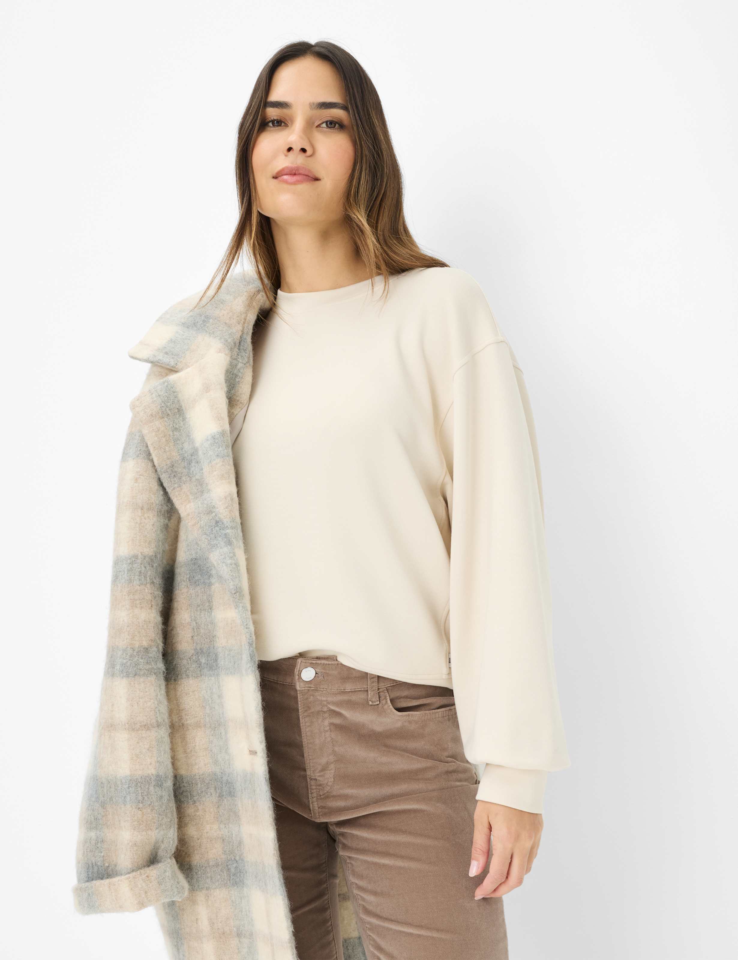Dames Style CAROLA Lichtbruin Feminine Fit Detail 1