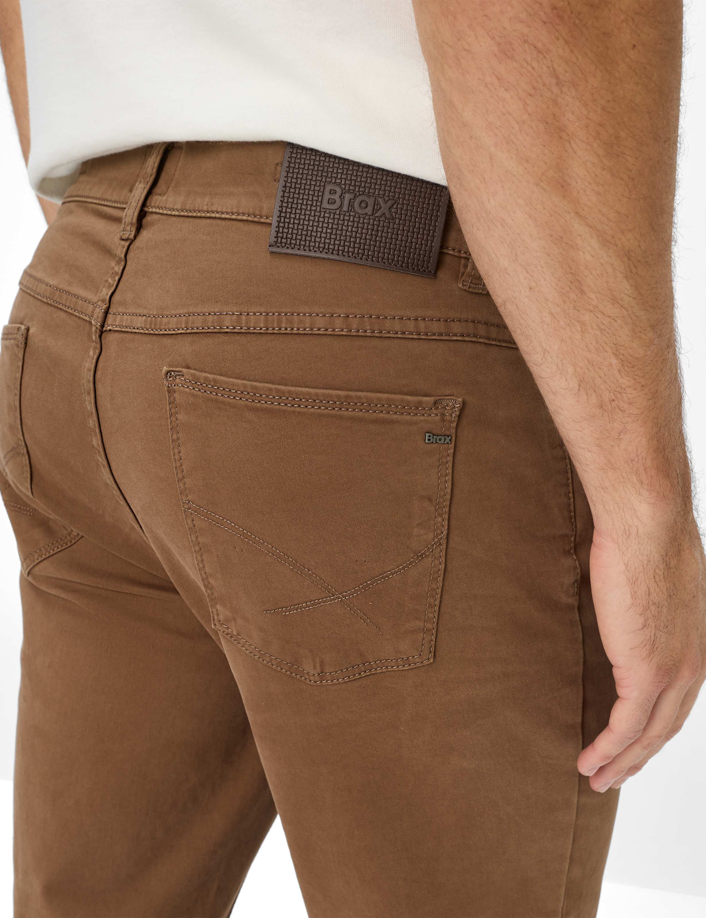 Herren Style COOPER Braun Regular Fit Detail 2