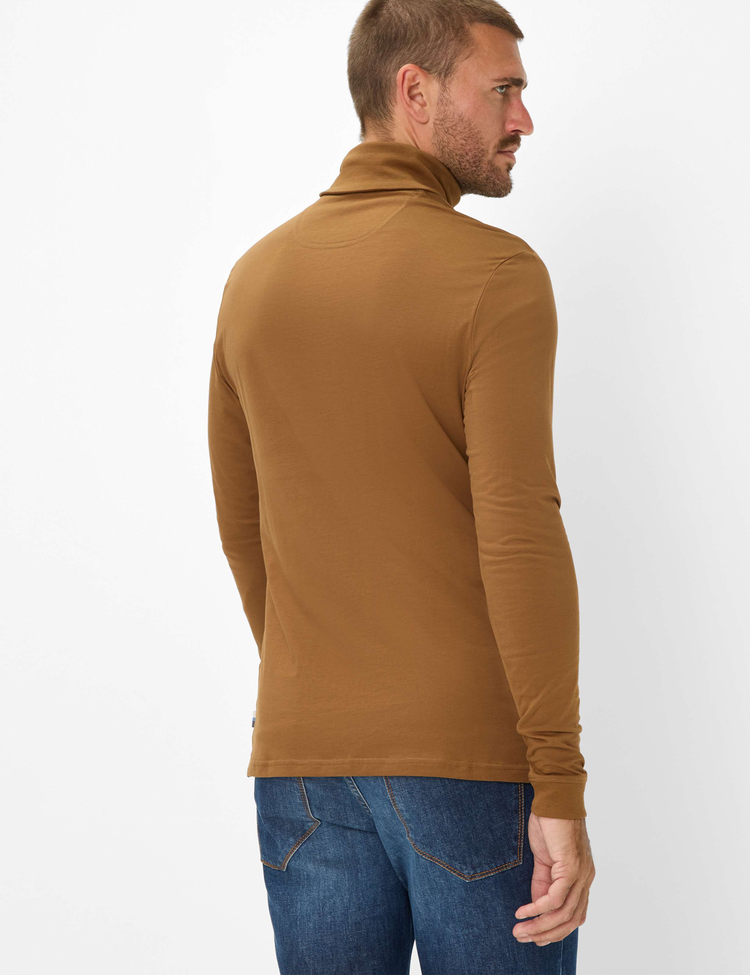 Heren Style BENNO Bruin  Model achterkant