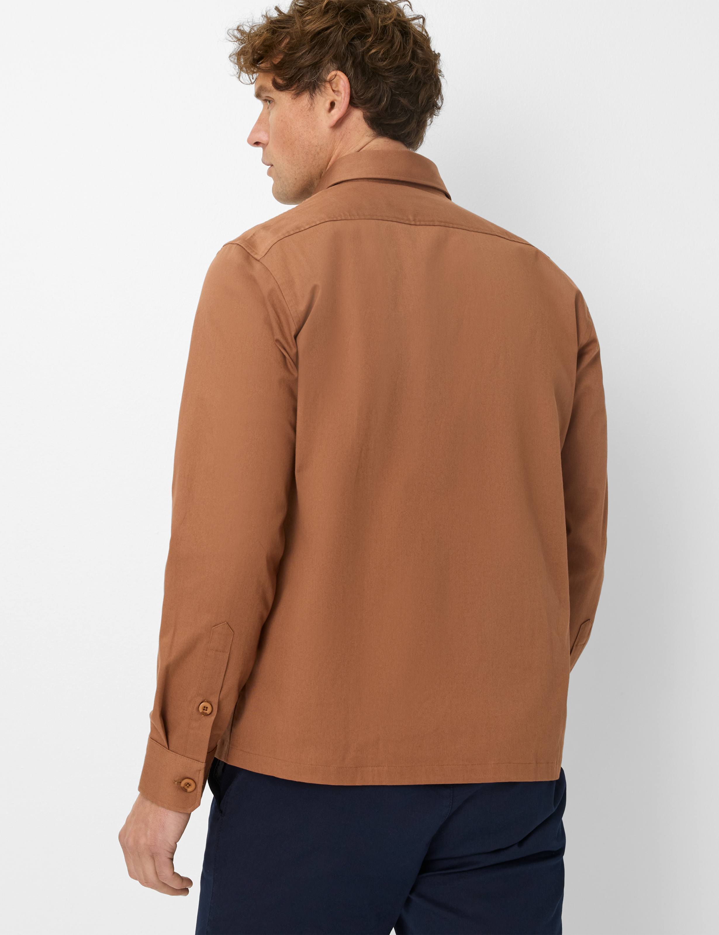 Men Style KAY Brown  Model back