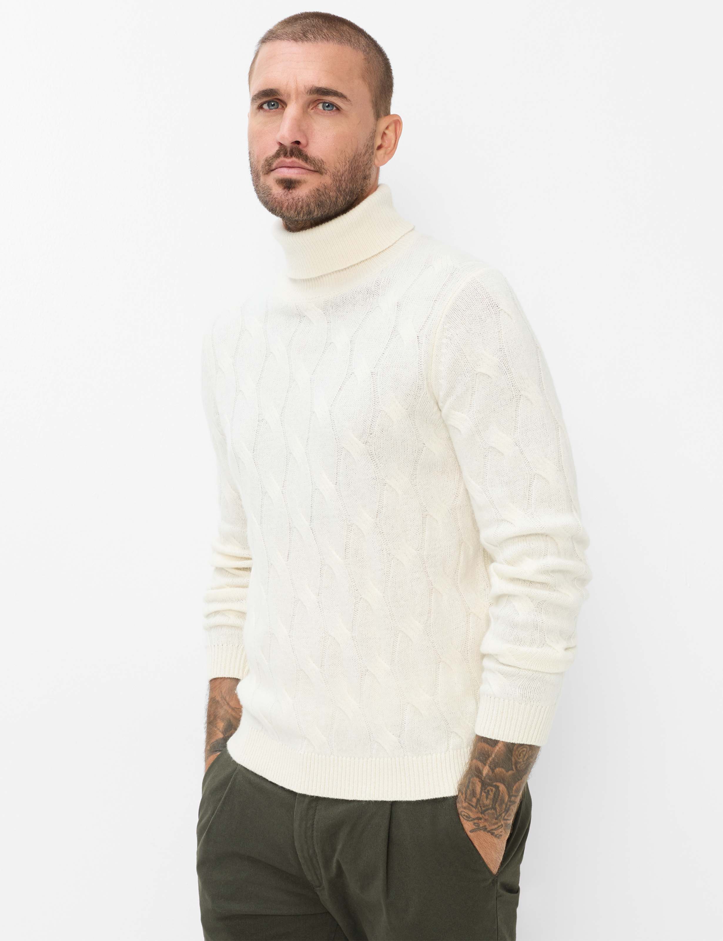 Men Style BRIAN Off-white  Model Front