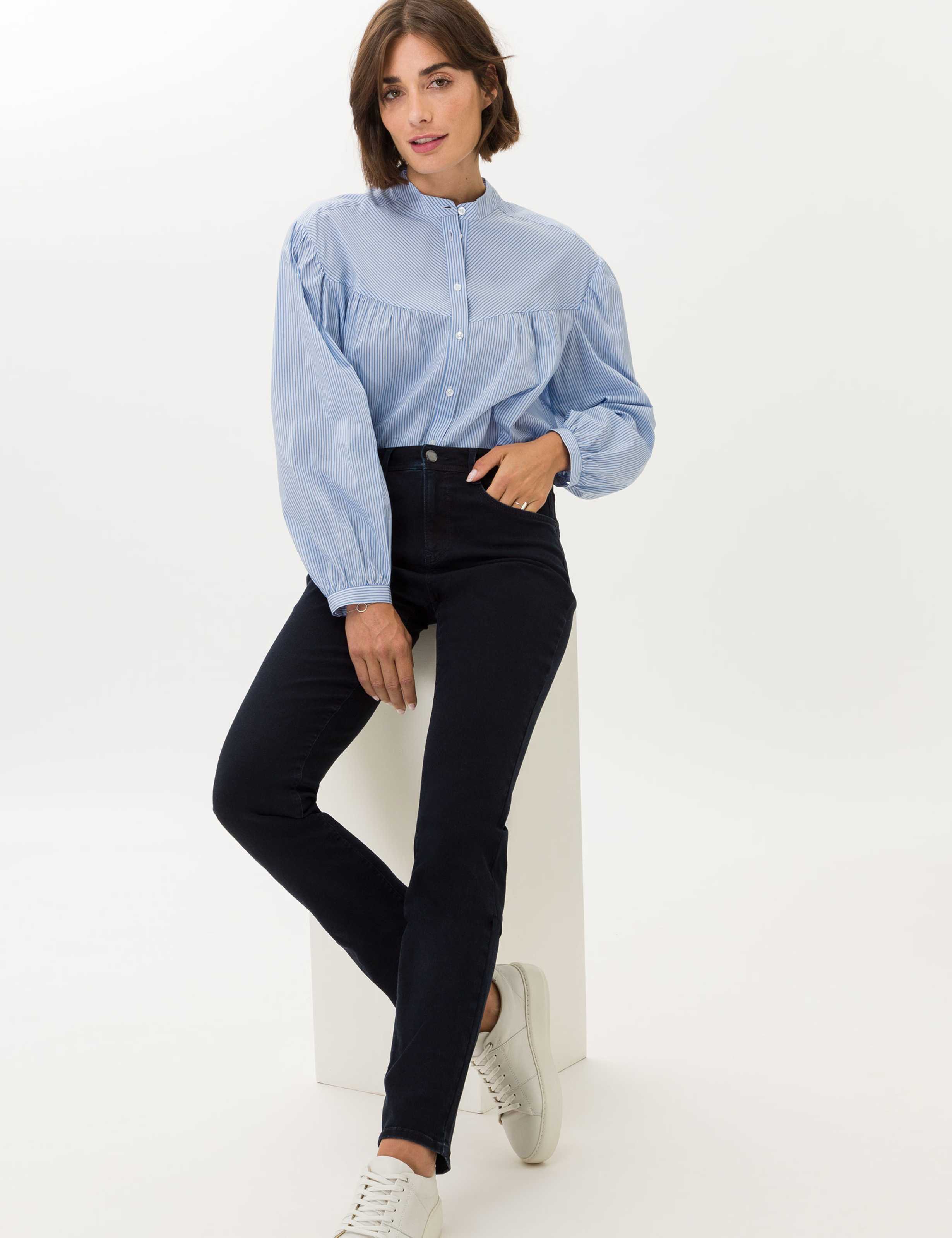 Damen Style CAROLA Denim Dunkelblau Feminine Fit Detail 1