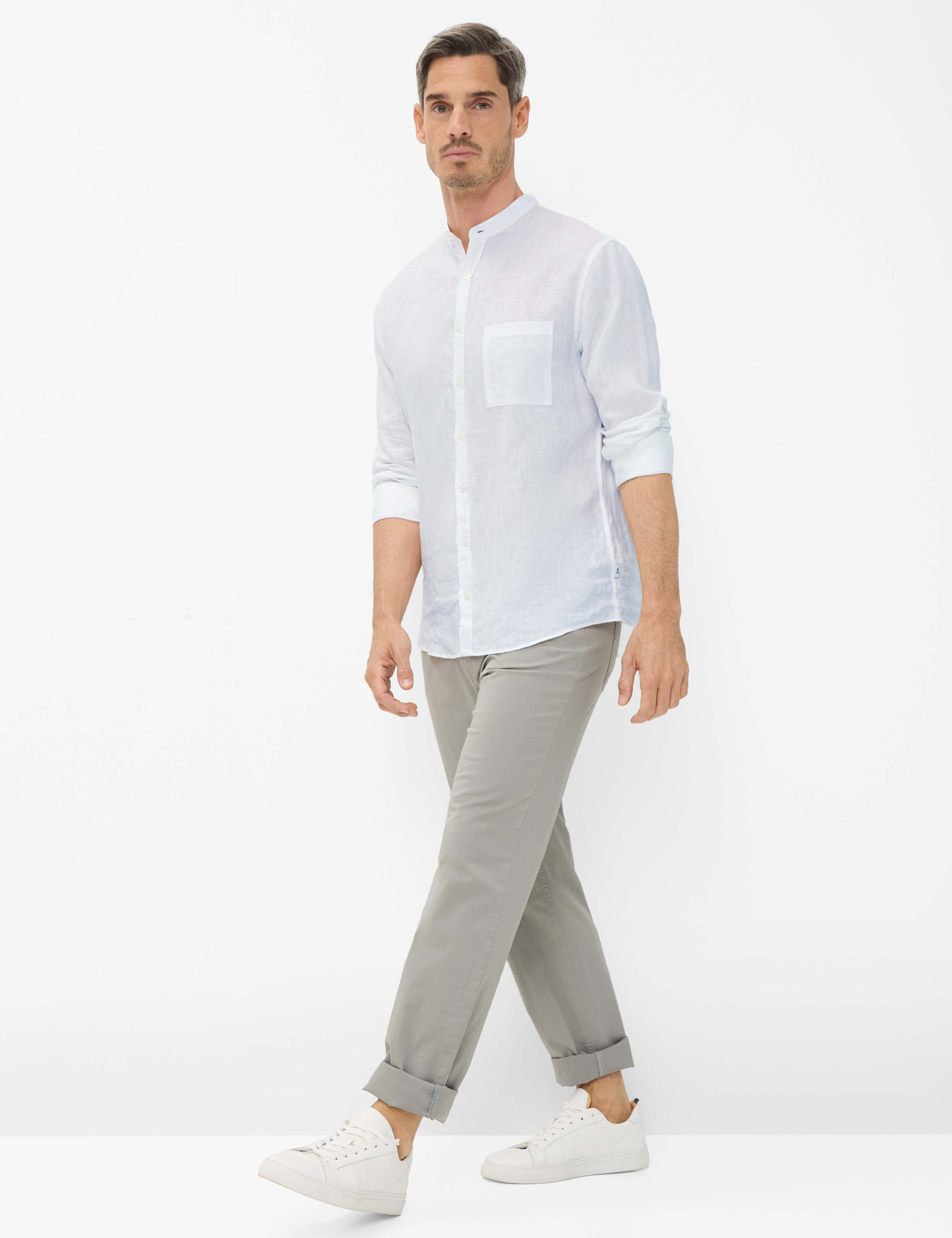 Homme Style LUKE Gris Moyen Regular Fit Tenue du mannequin