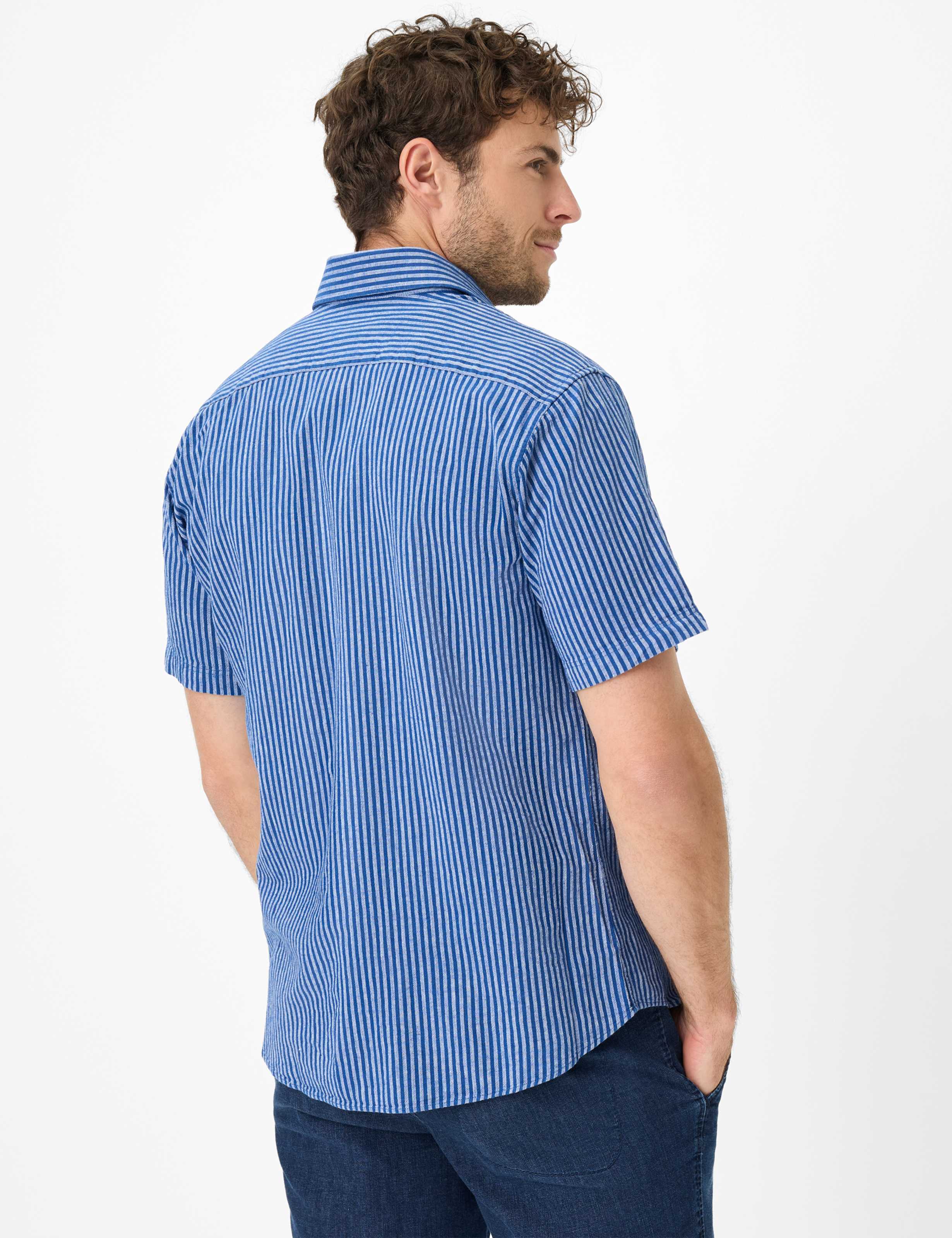 Herren Style DAN Blau  Model Rueck