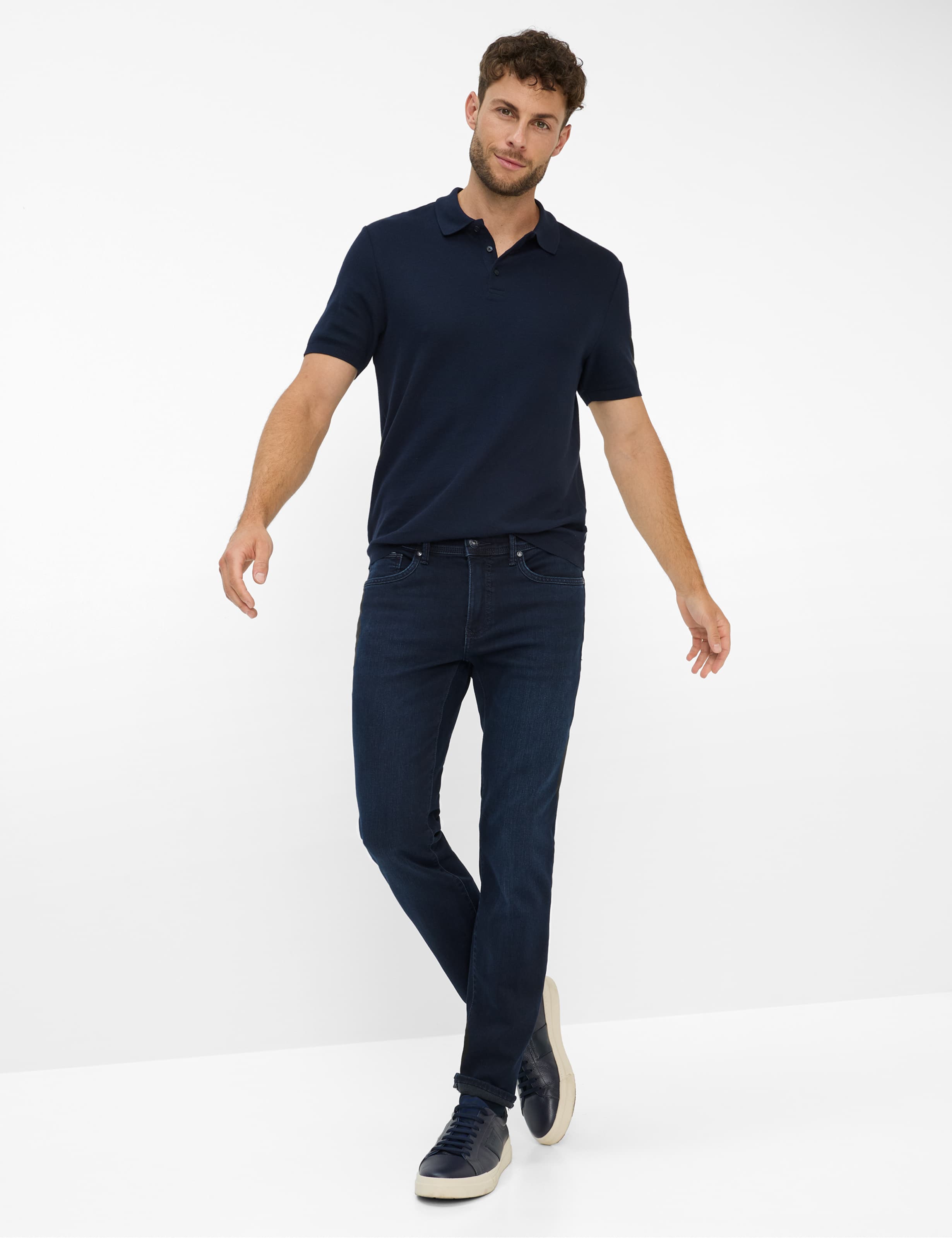 Men Style CHRIS Denim Dark Blue Slim Fit Model Outfit