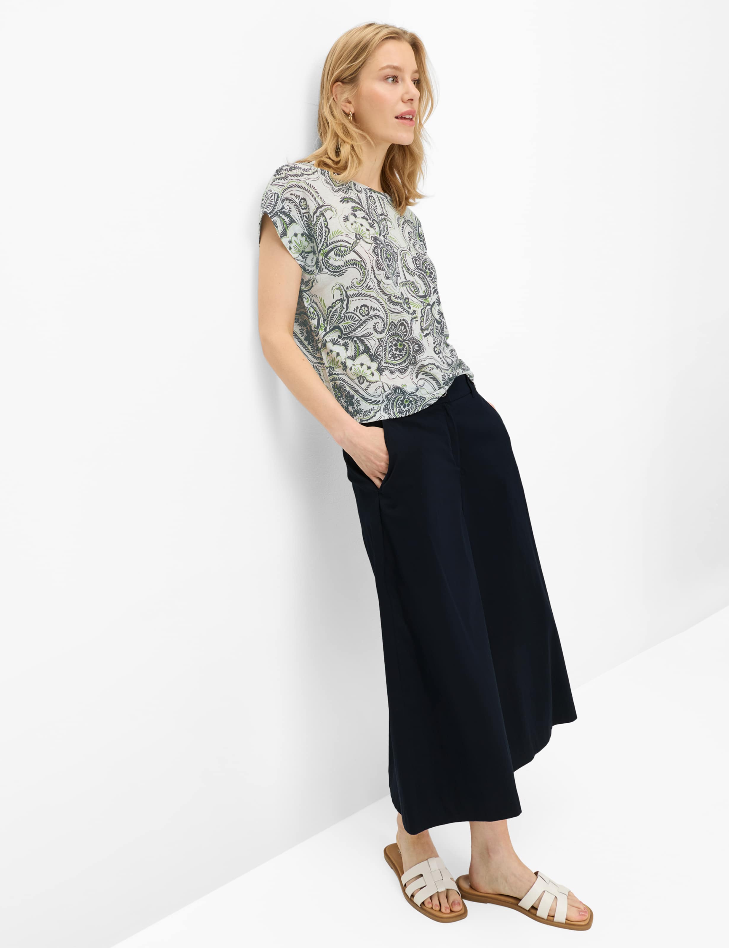 Dames Style CAELEN S Crème Wit  Model outfit