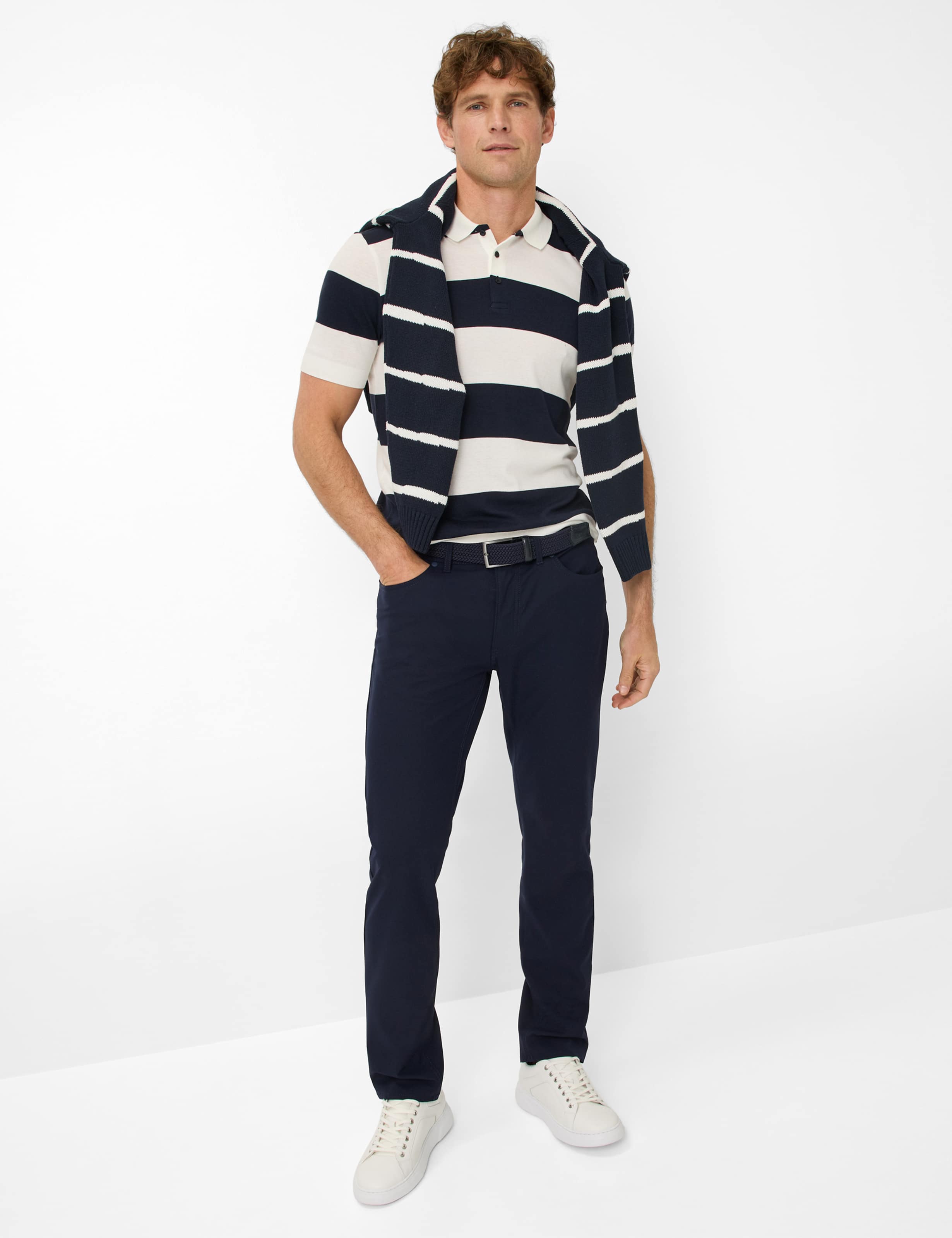 Men Style PAVEL Dark Blue  Model Outfit
